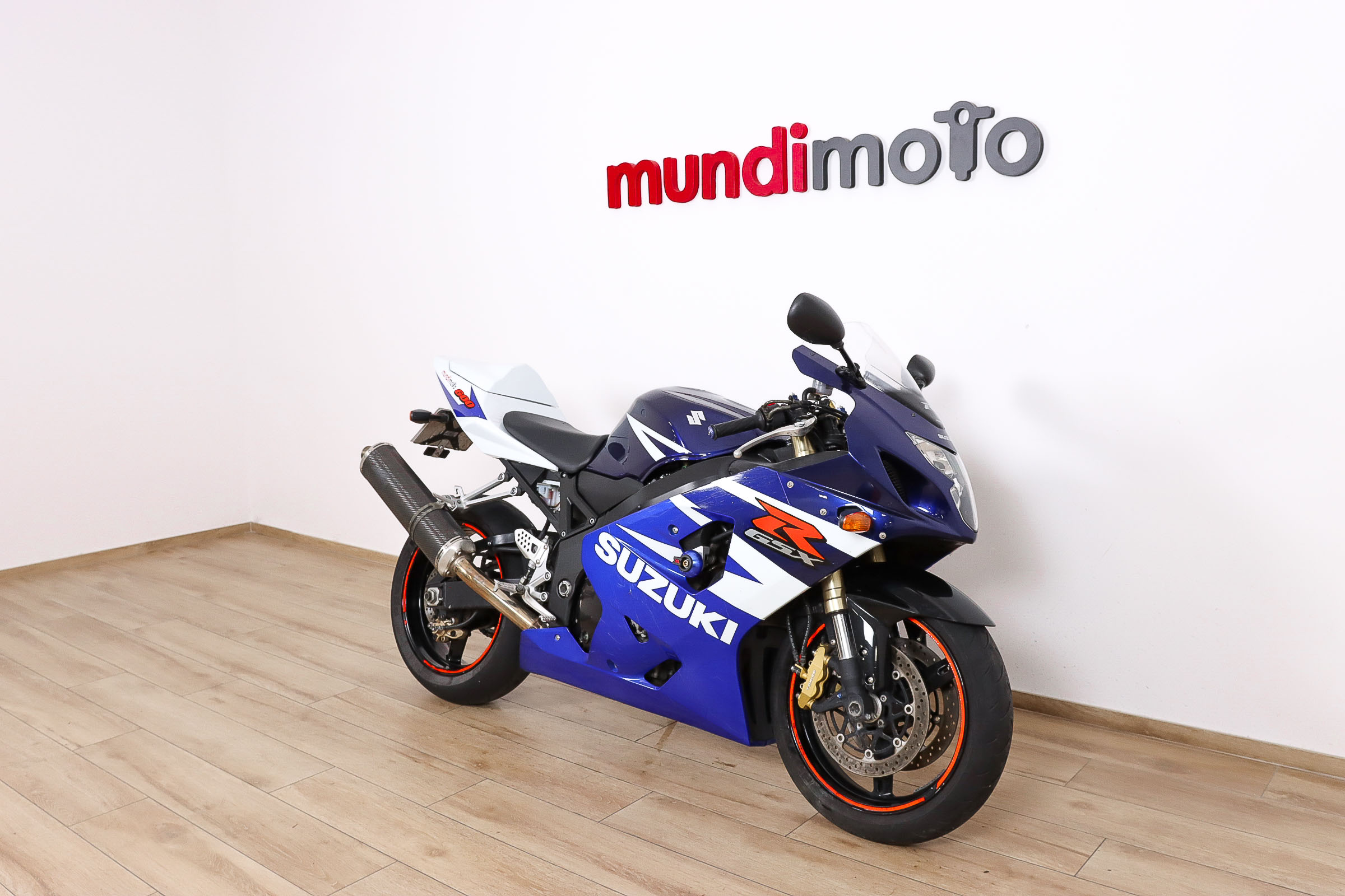 SUZUKI GSX R600SUZUKI1 SUZUKI GSX R600SUZUKI1