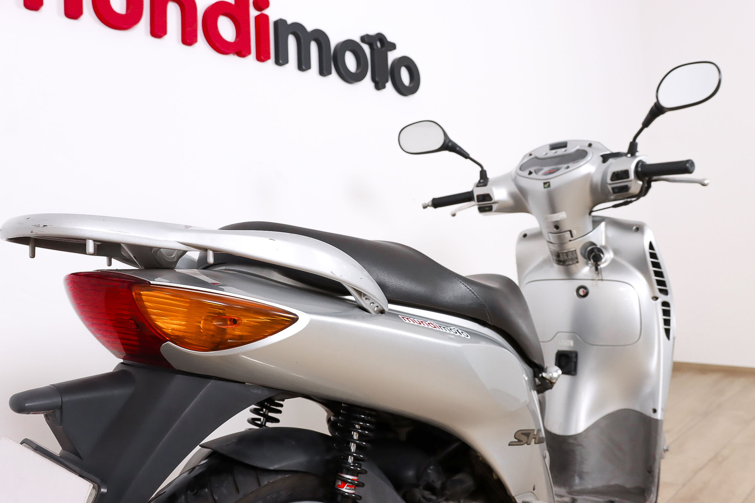 HONDA SCOOPY SH150iHONDA4 HONDA SCOOPY SH150iHONDA4