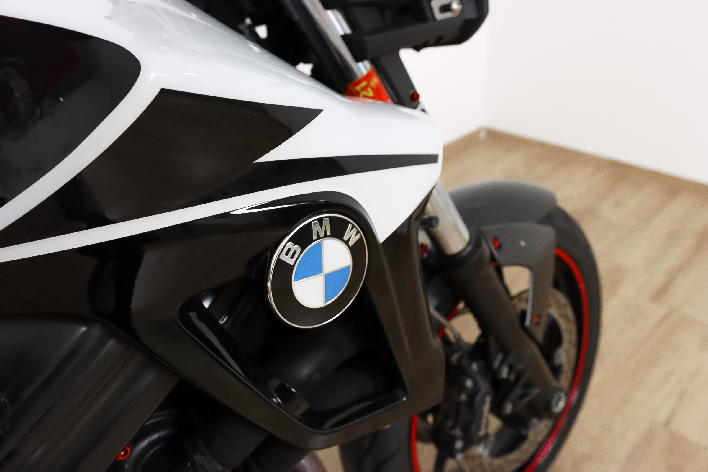 BMW F 800 RBMW4 BMW F 800 RBMW4