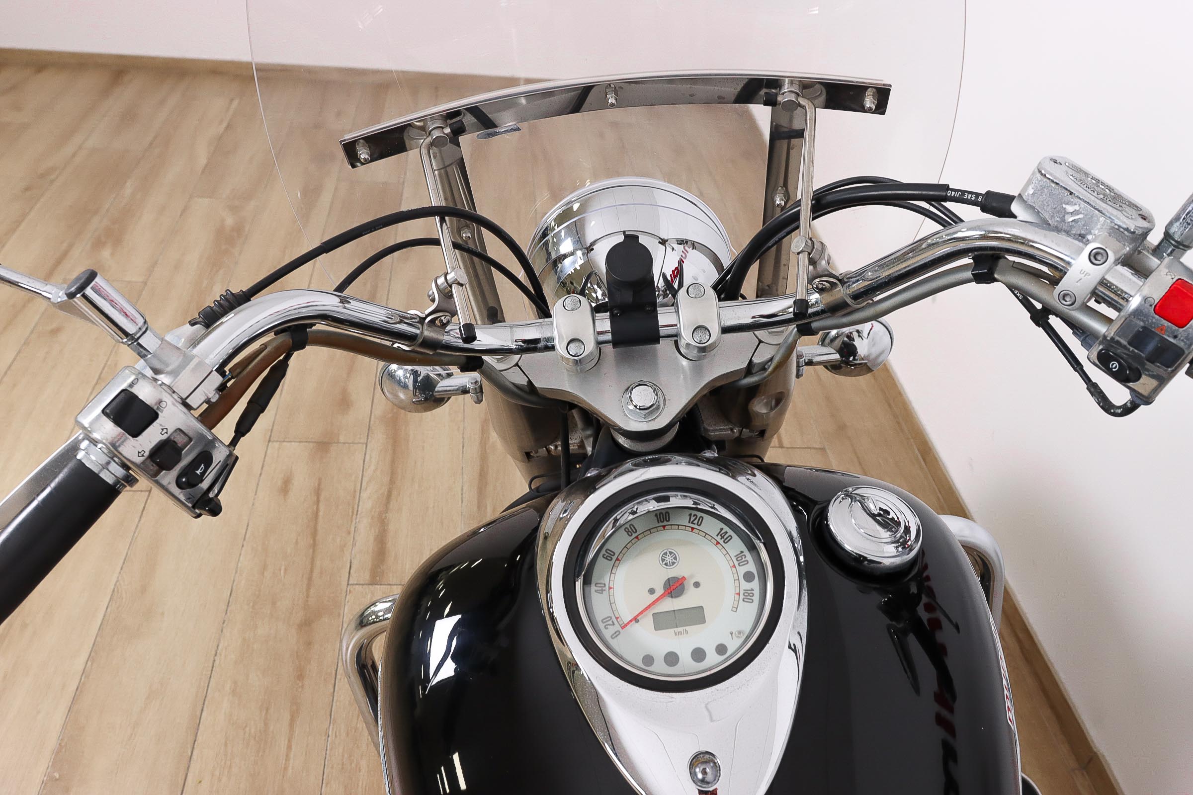 YAMAHA XVS 1100 A Drag Star Classic promoYAMAHA10 YAMAHA XVS 1100 A Drag Star Classic promoYAMAHA10