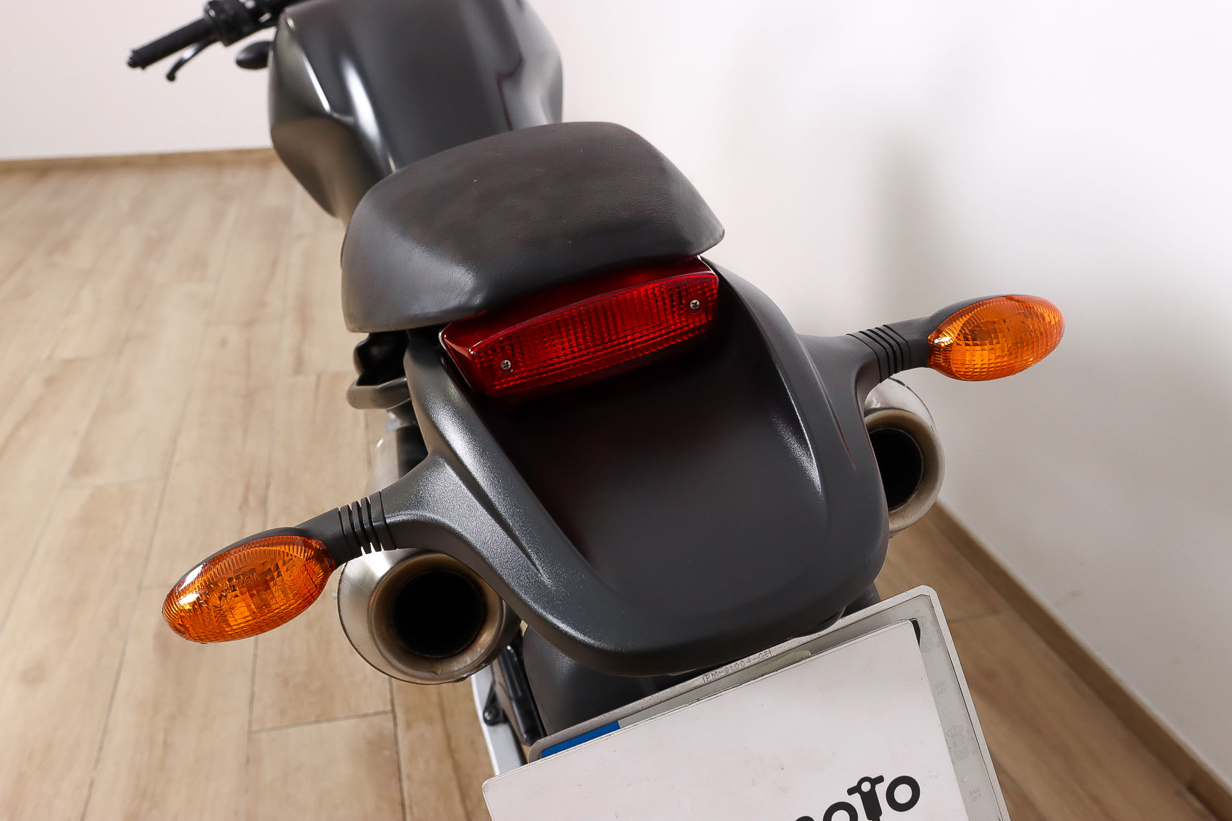 DUCATI MONSTER 620 DARK IEDUCATI8 DUCATI MONSTER 620 DARK IEDUCATI8