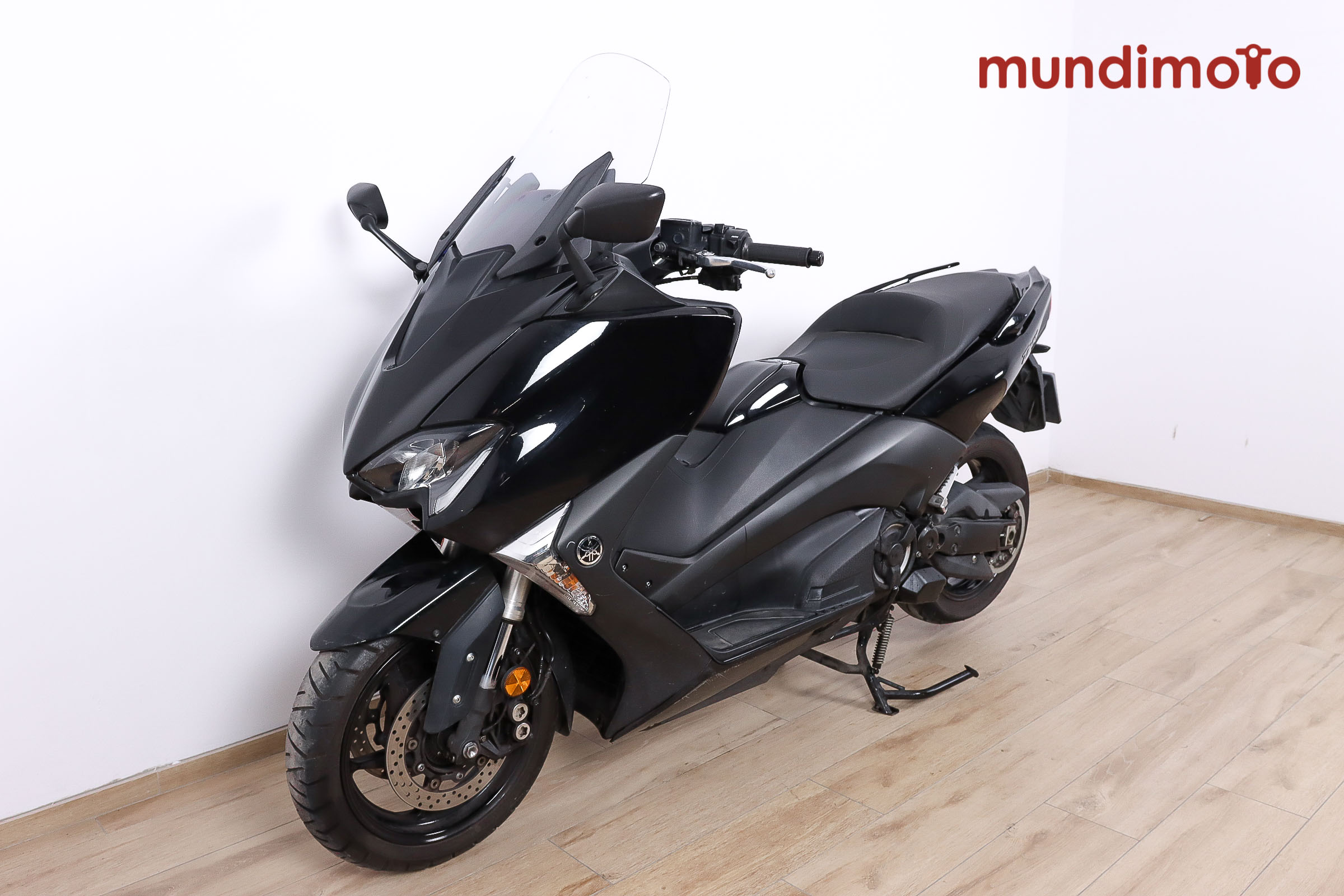YAMAHA T-Max 530 ABS SX promoYAMAHA8 YAMAHA T-Max 530 ABS SX promoYAMAHA8