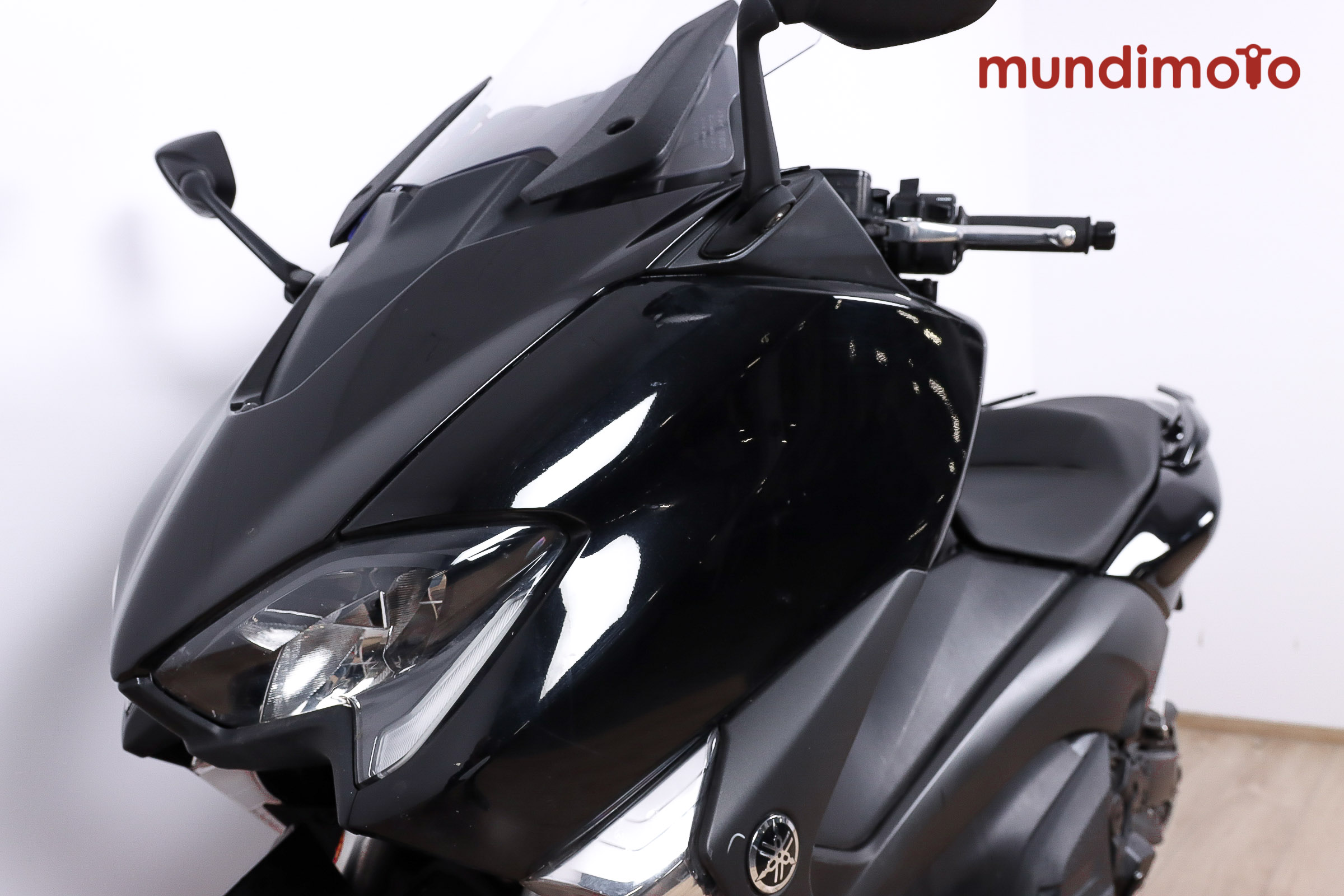 YAMAHA T-Max 530 ABS SX promoYAMAHA11 YAMAHA T-Max 530 ABS SX promoYAMAHA11