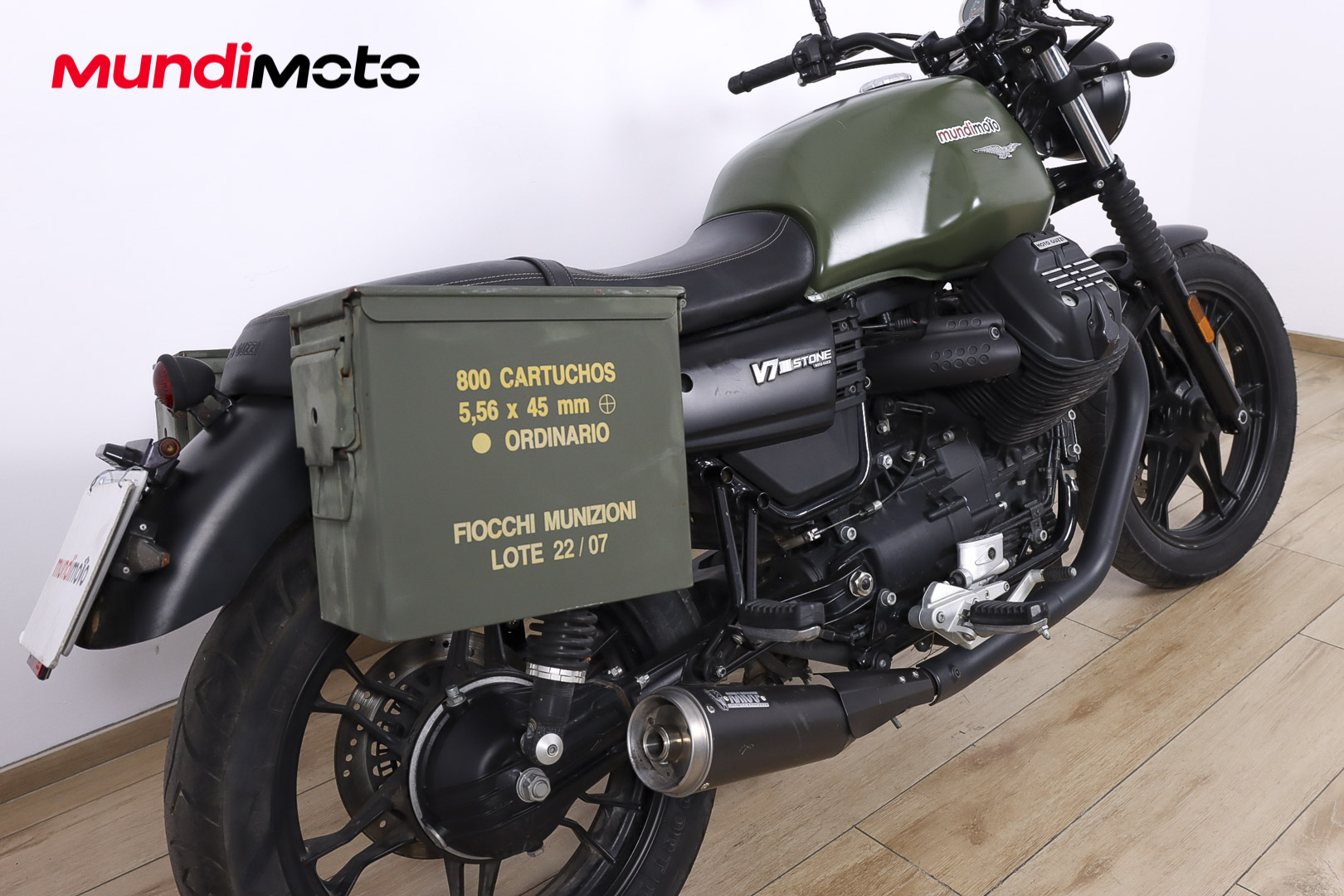 MOTO GUZZI V7 III StoneMOTO GUZZI4 MOTO GUZZI V7 III StoneMOTO GUZZI4