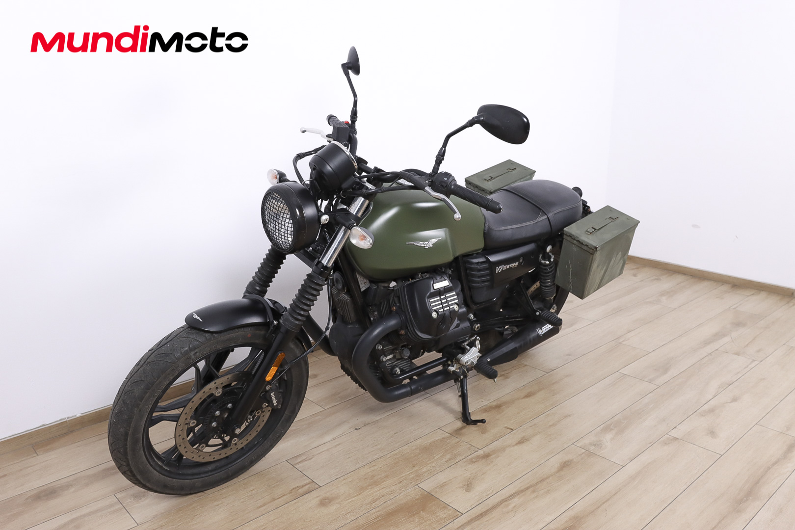 MOTO GUZZI V7 III StoneMOTO GUZZI6 MOTO GUZZI V7 III StoneMOTO GUZZI6