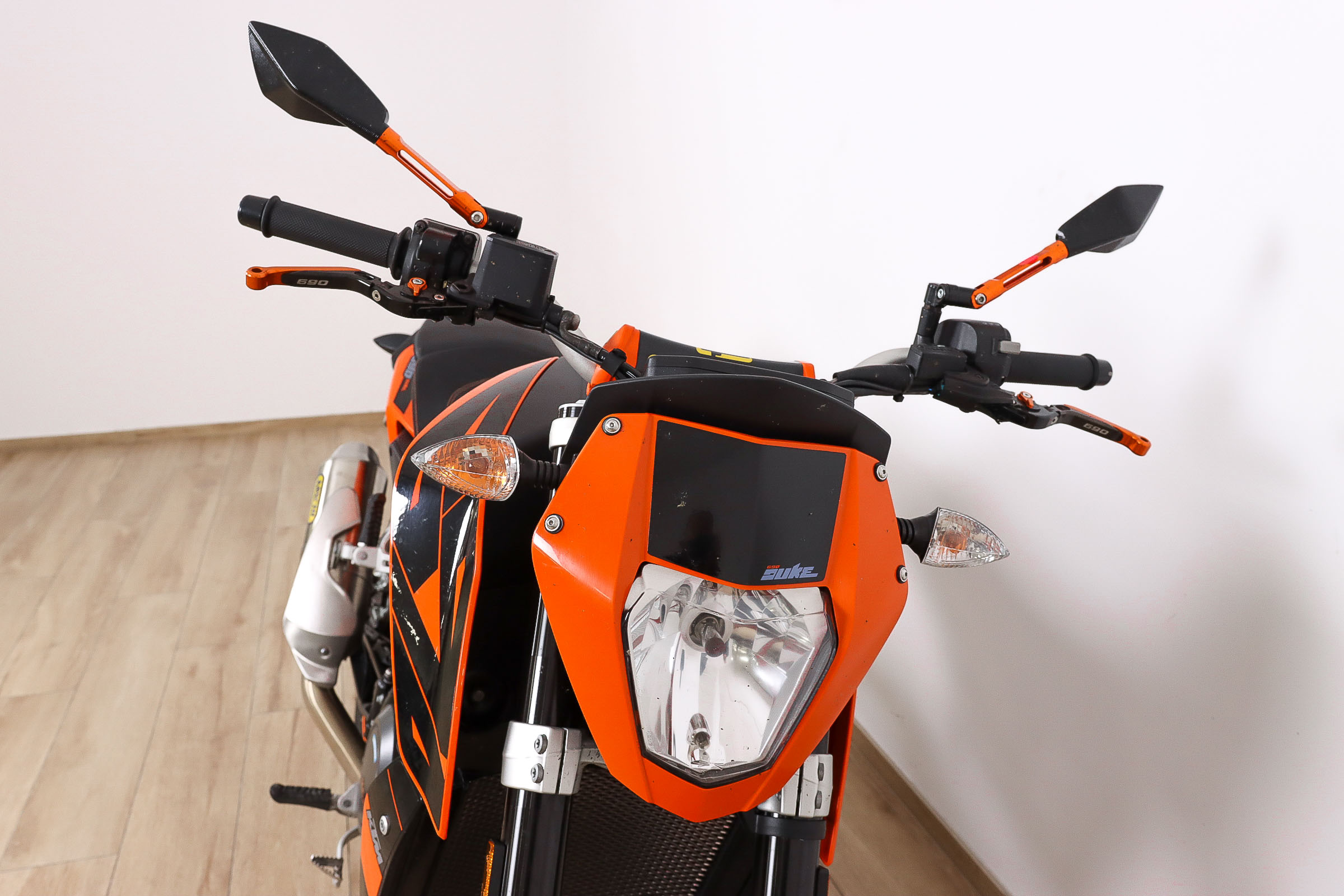 KTM 690 DUKEKTM3 KTM 690 DUKEKTM3