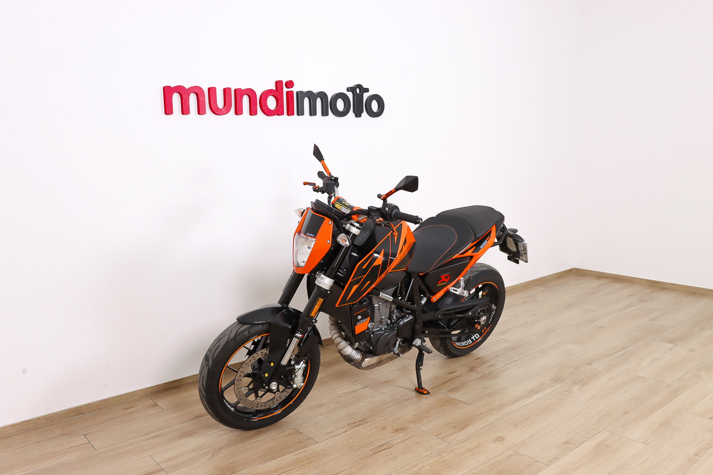 KTM 690 DUKEKTM7 KTM 690 DUKEKTM7
