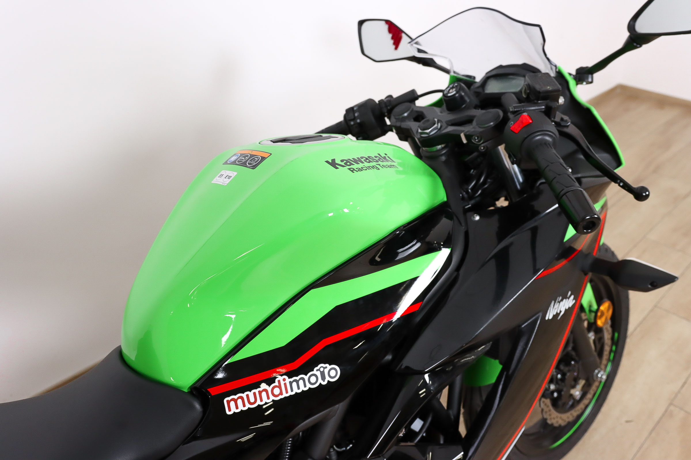 KAWASAKI Ninja 125KAWASAKI6 KAWASAKI Ninja 125KAWASAKI6