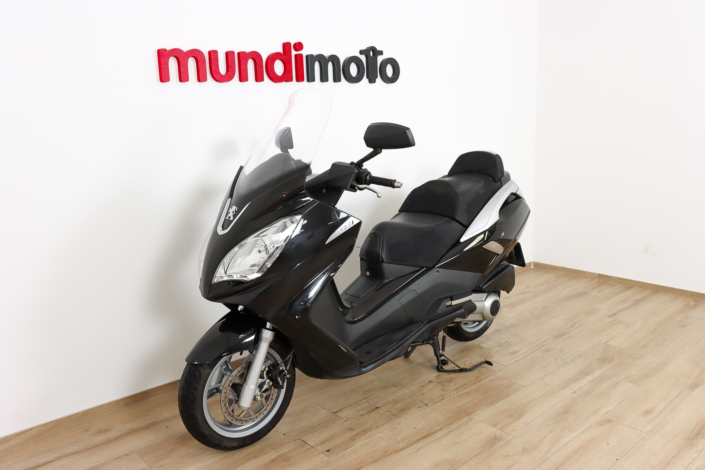 PEUGEOT SATELIS 125i executivePEUGEOT8 PEUGEOT SATELIS 125i executivePEUGEOT8