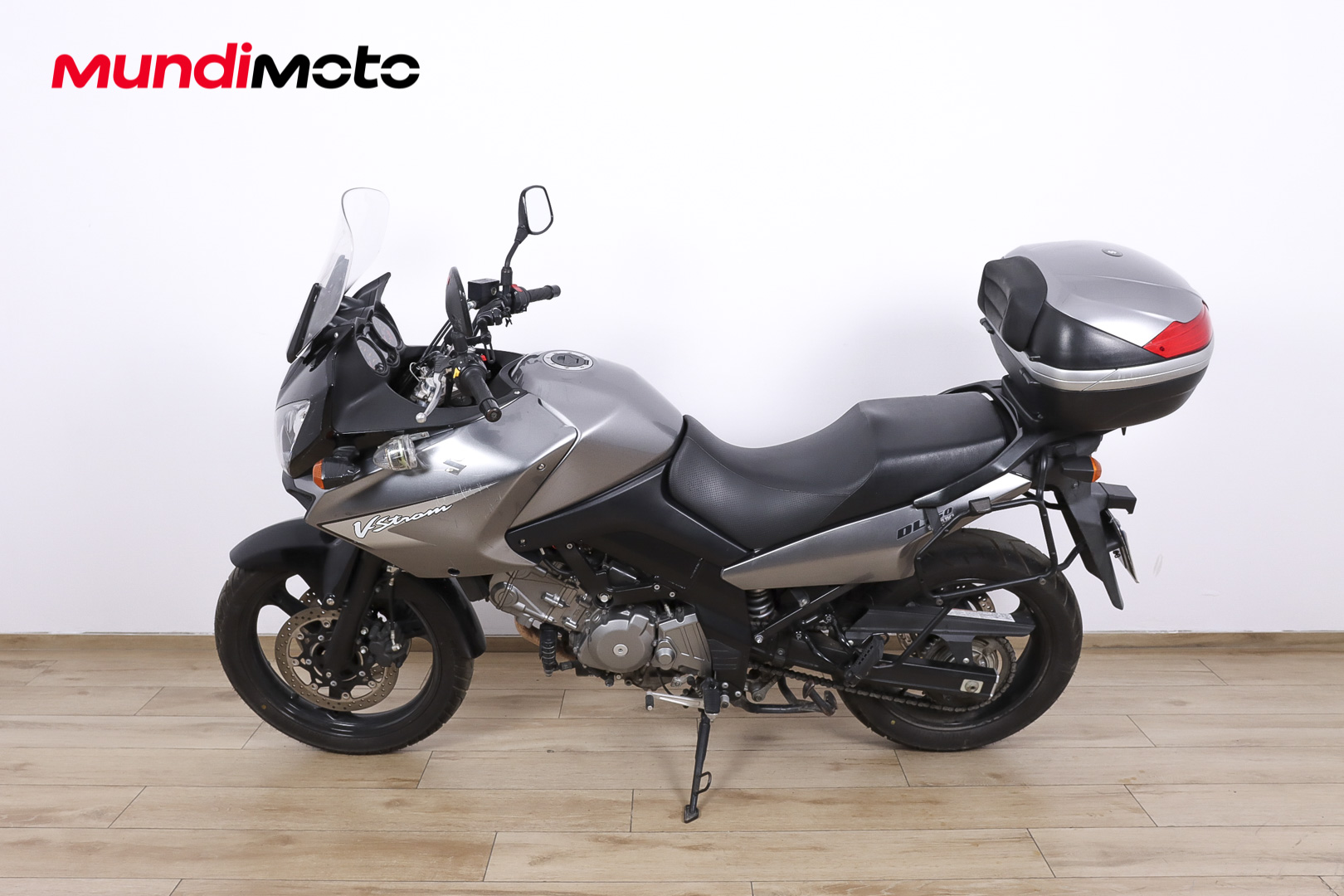 SUZUKI V-Strom 650SUZUKI5 SUZUKI V-Strom 650SUZUKI5