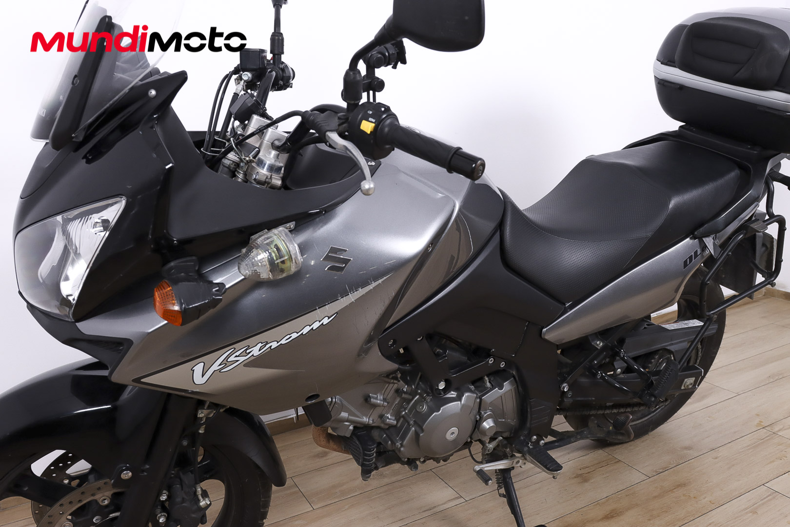 SUZUKI V-Strom 650SUZUKI11 SUZUKI V-Strom 650SUZUKI11