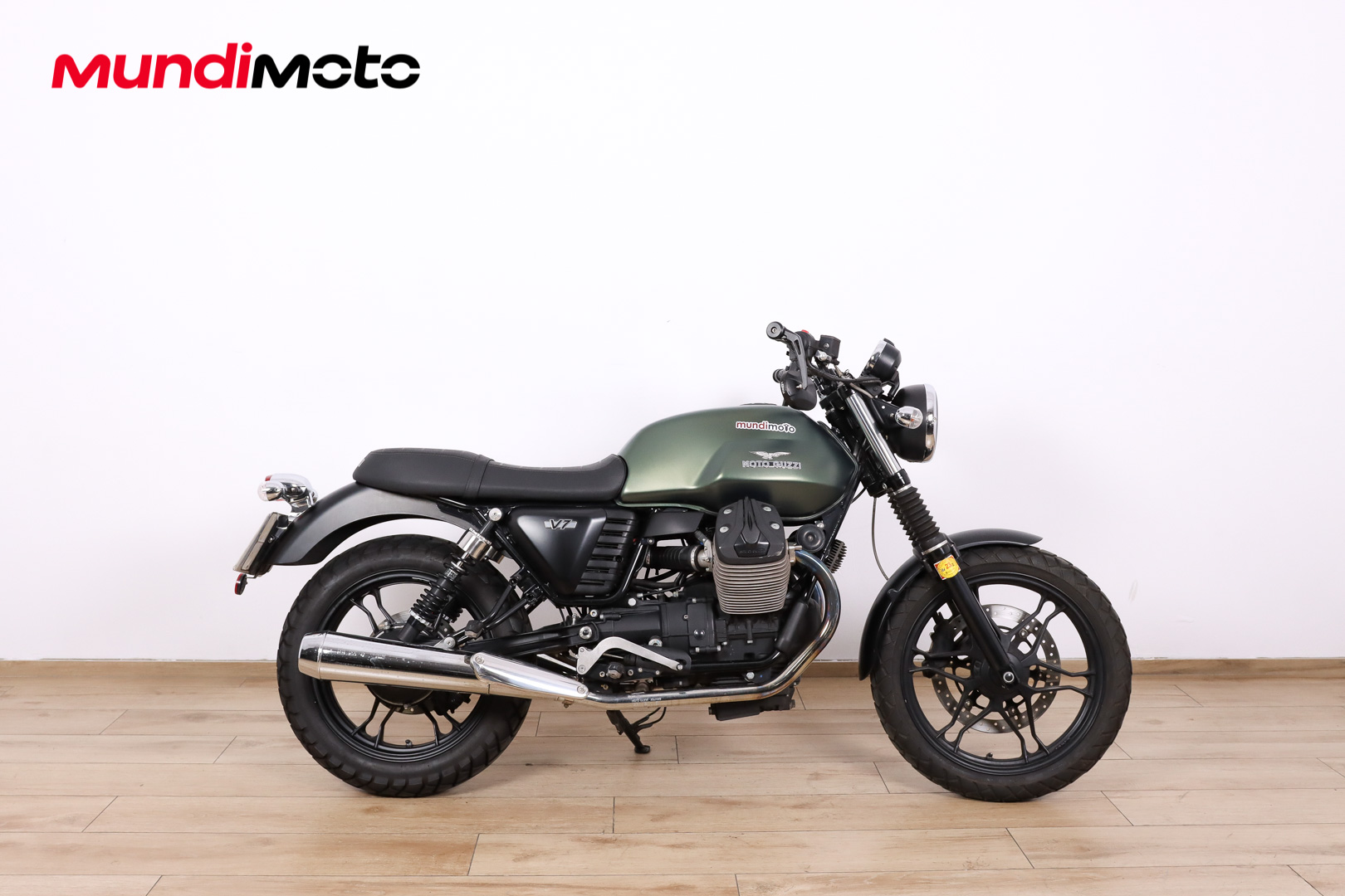 MOTO GUZZI V7 II StoneMOTO GUZZI0 MOTO GUZZI V7 II StoneMOTO GUZZI0
