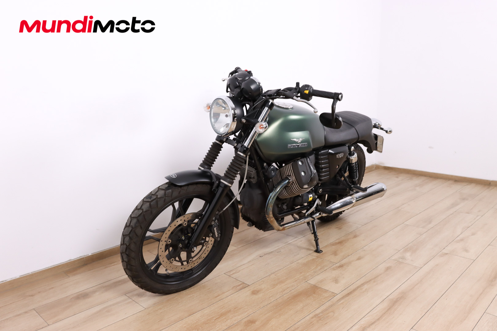MOTO GUZZI V7 II StoneMOTO GUZZI7 MOTO GUZZI V7 II StoneMOTO GUZZI7