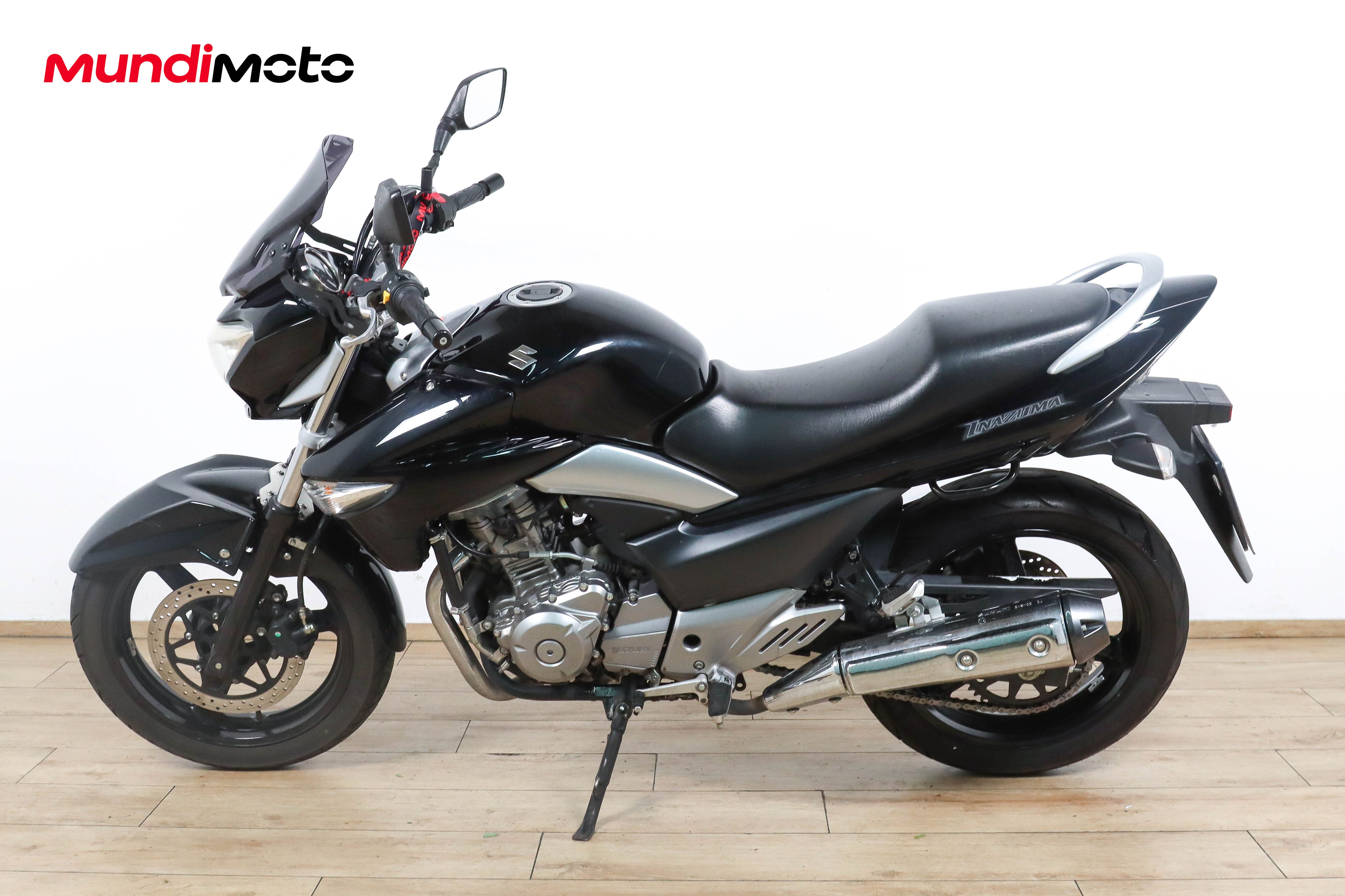 SUZUKI Inazuma 250SUZUKI4 SUZUKI Inazuma 250SUZUKI4