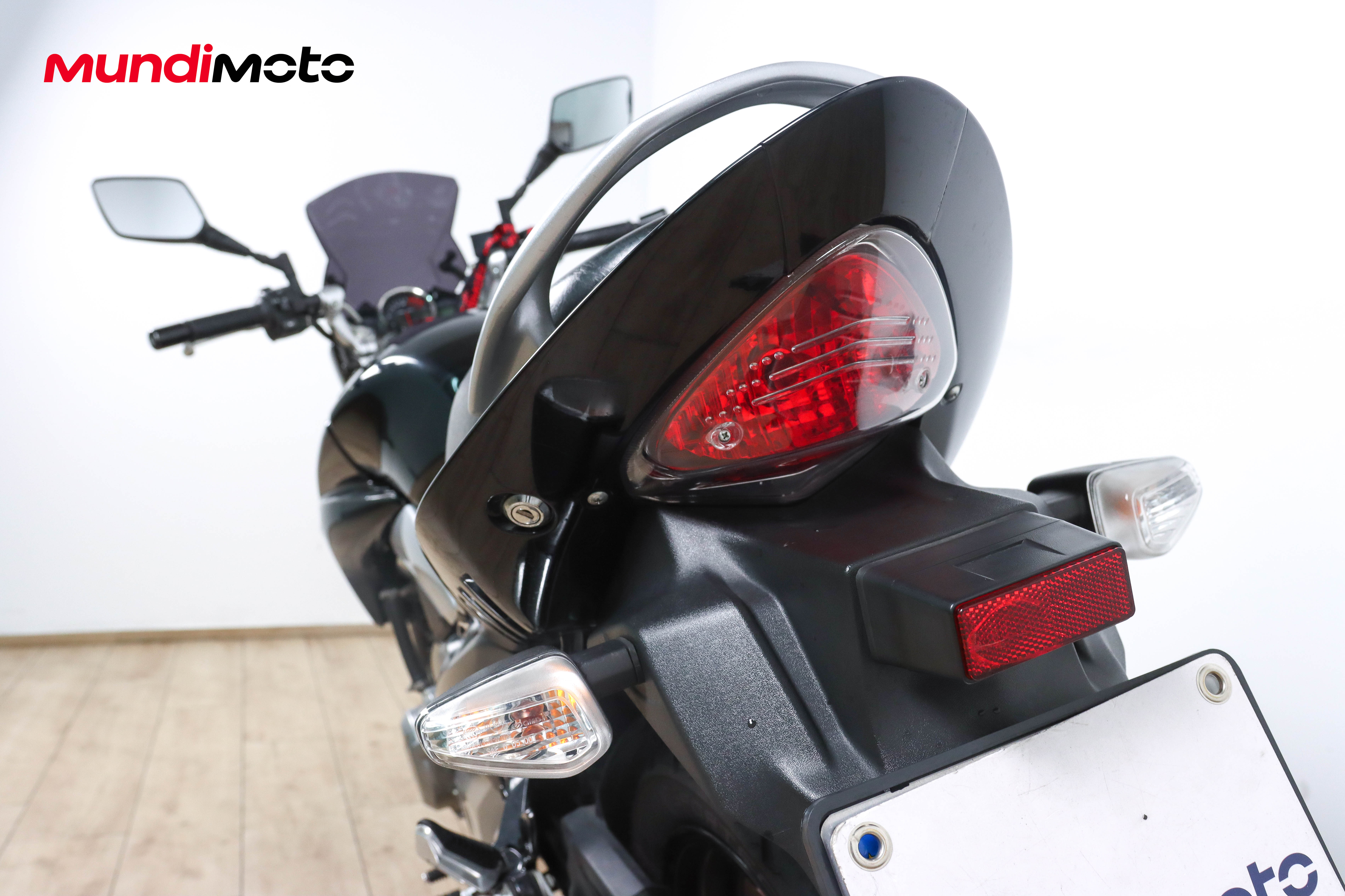 SUZUKI Inazuma 250SUZUKI7 SUZUKI Inazuma 250SUZUKI7