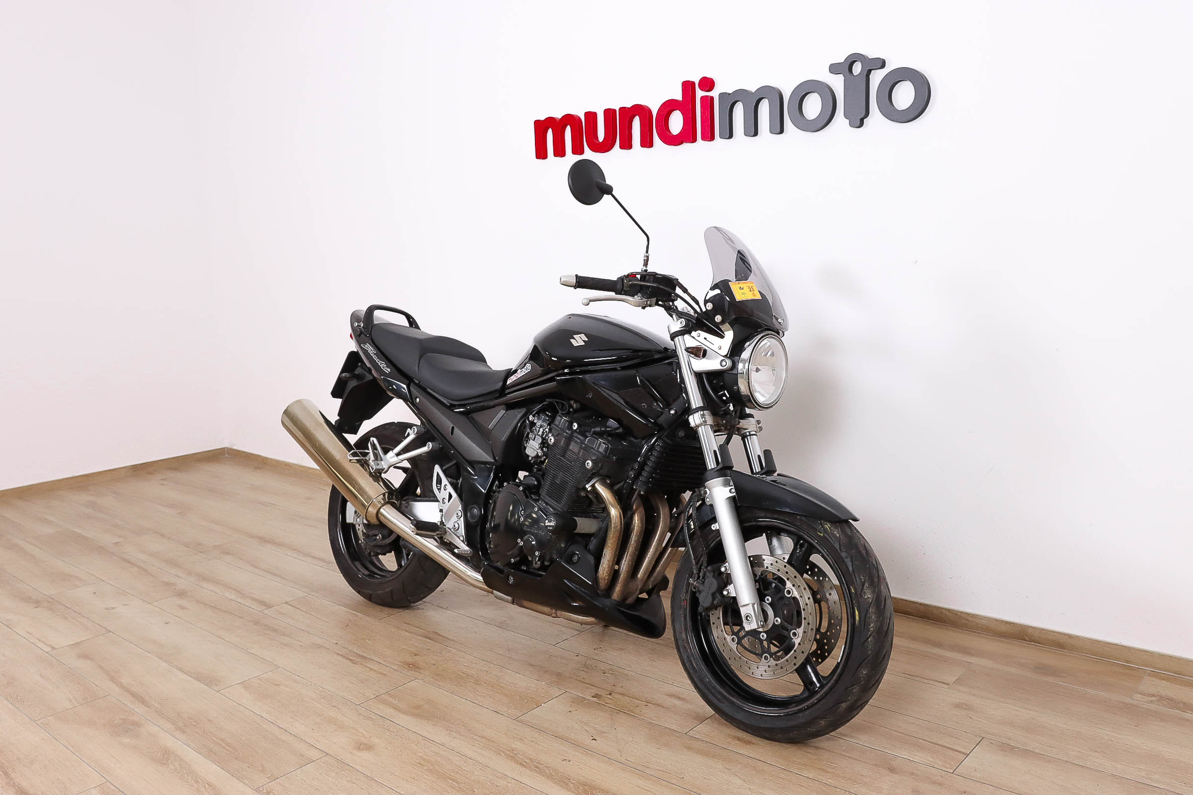 SUZUKI GSF Bandit 650 promoSUZUKI2 SUZUKI GSF Bandit 650 promoSUZUKI2