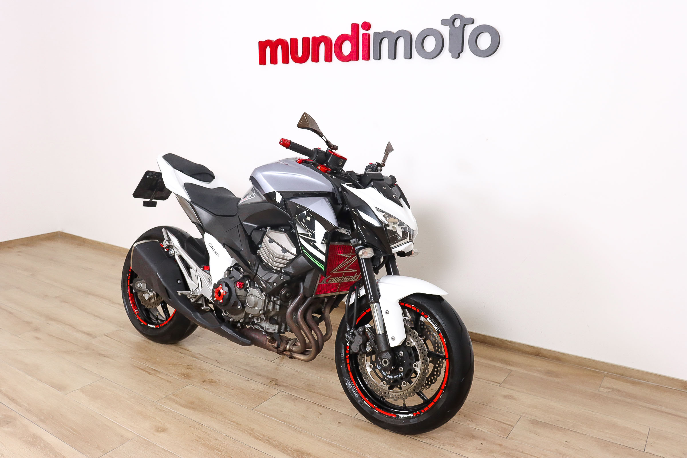 KAWASAKI Z 800 promoKAWASAKI3 KAWASAKI Z 800 promoKAWASAKI3