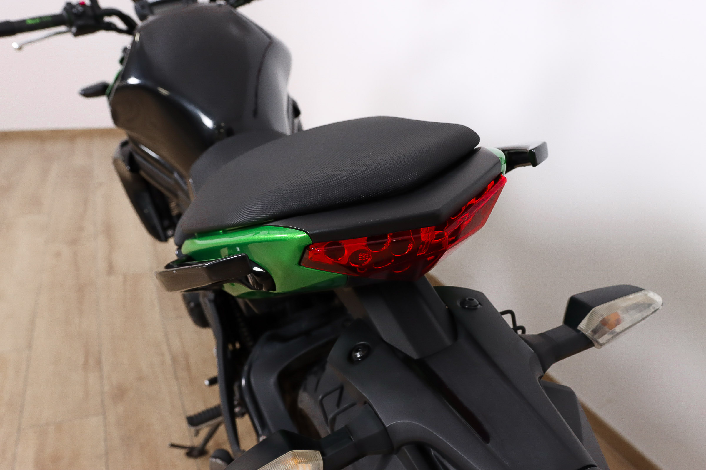 KAWASAKI ER 6NKAWASAKI9 KAWASAKI ER 6NKAWASAKI9
