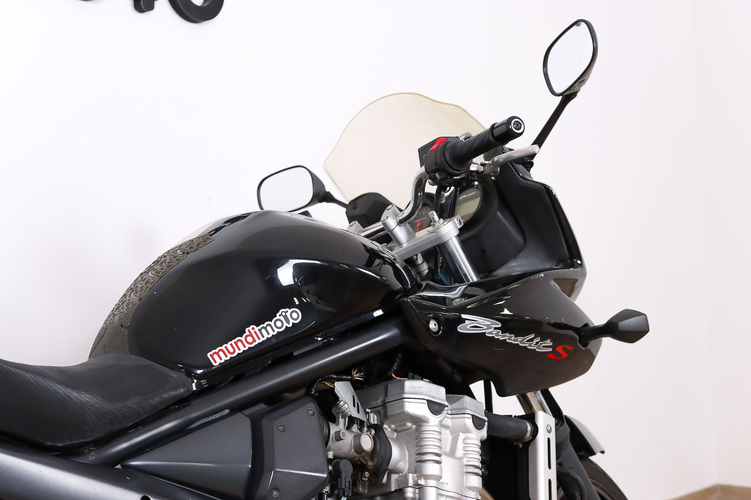 SUZUKI Bandit 650 SSUZUKI7 SUZUKI Bandit 650 SSUZUKI7