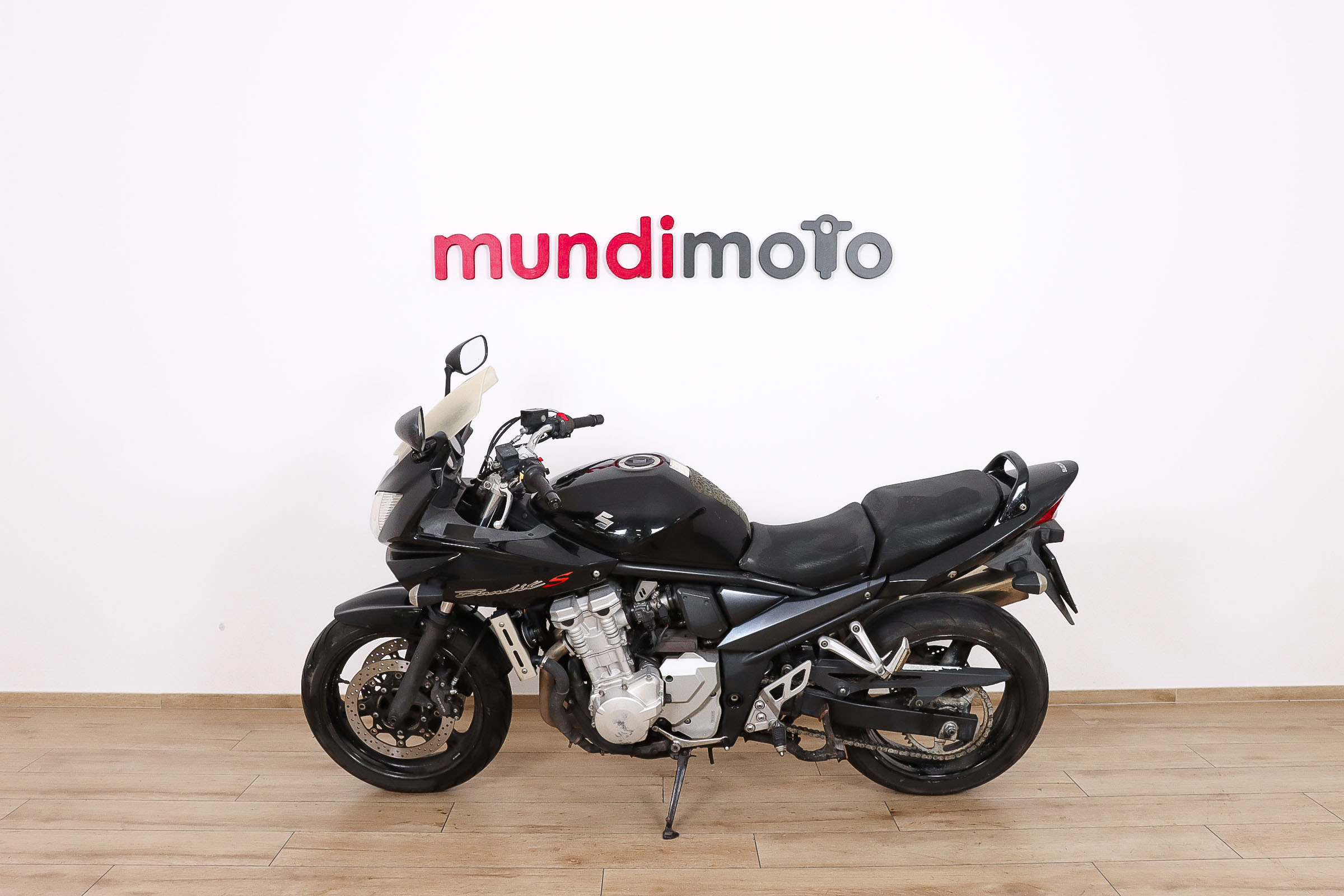 SUZUKI Bandit 650 SSUZUKI8 SUZUKI Bandit 650 SSUZUKI8