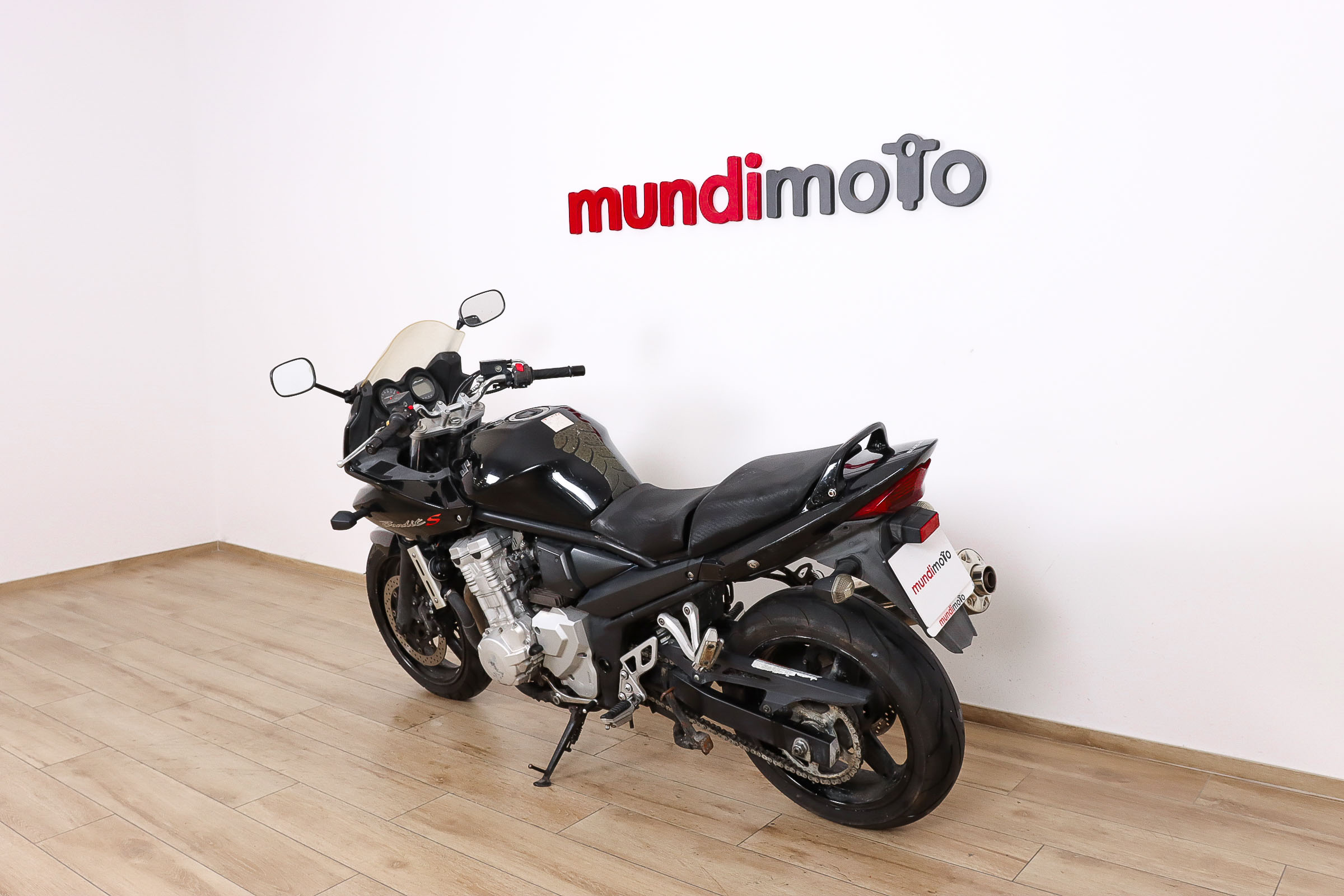 SUZUKI Bandit 650 SSUZUKI9 SUZUKI Bandit 650 SSUZUKI9