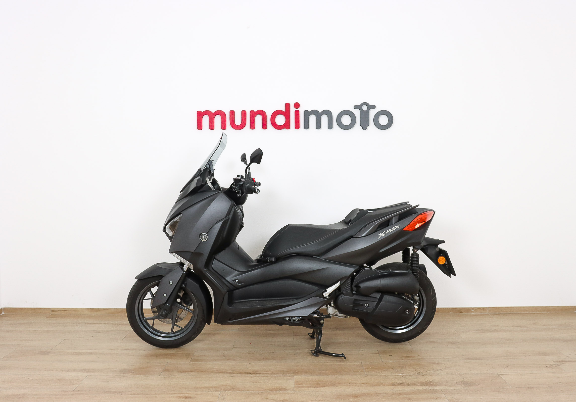 YAMAHA X-MAX 125YAMAHA8 YAMAHA X-MAX 125YAMAHA8