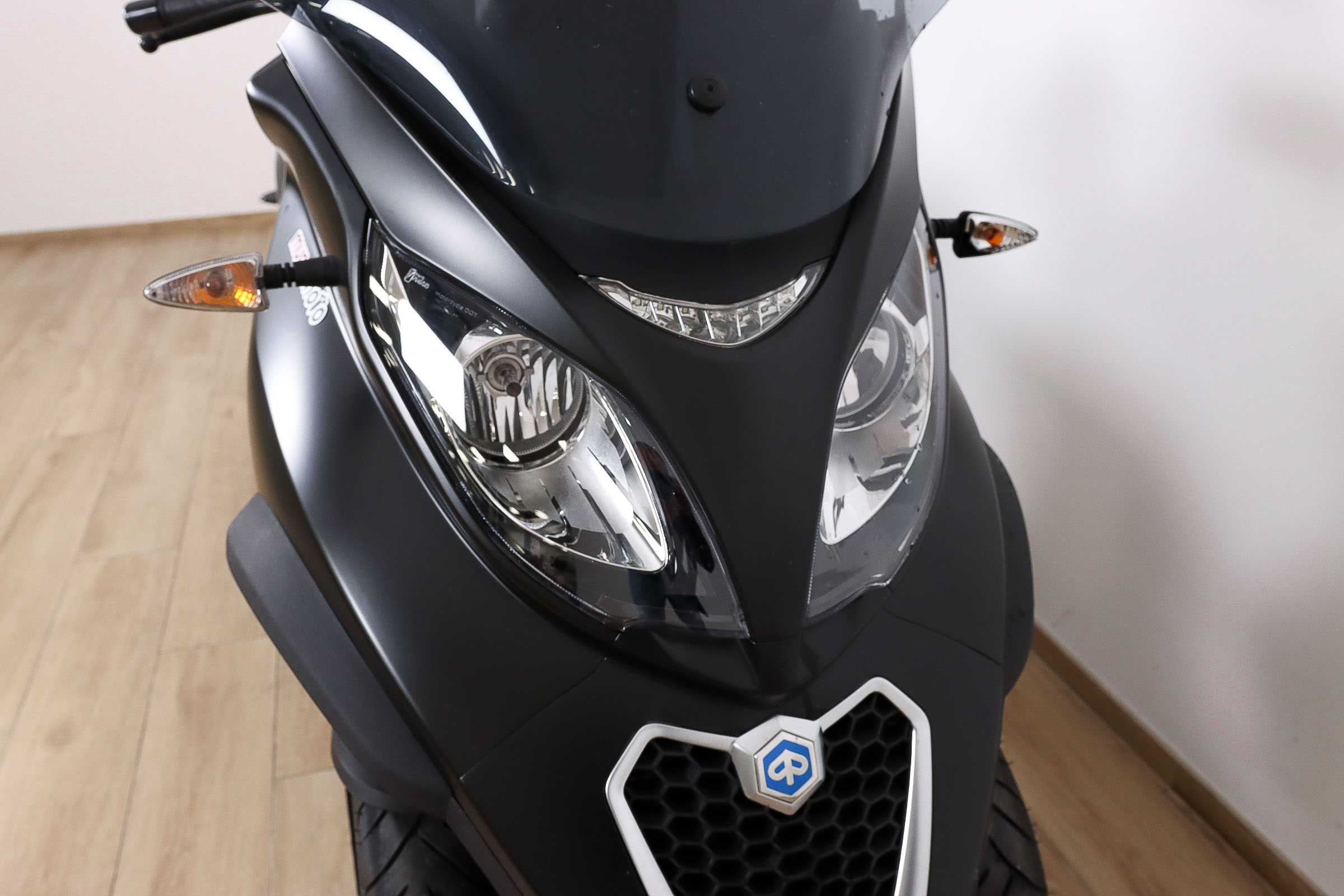 PIAGGIO MP3 Sport 500 HPE ABS/ASRPIAGGIO3 PIAGGIO MP3 Sport 500 HPE ABS/ASRPIAGGIO3