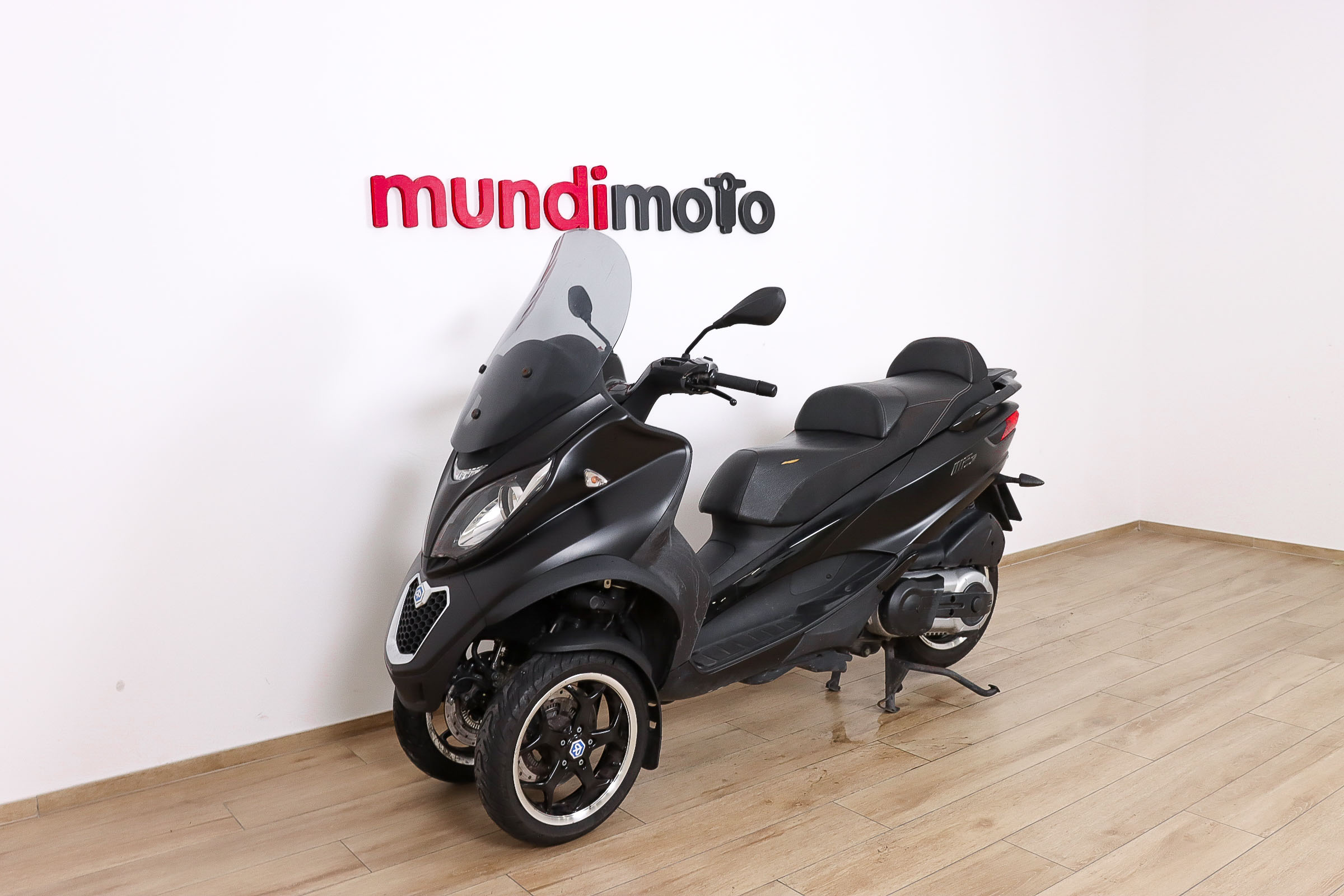 PIAGGIO MP3 LT 500 SportPIAGGIO10 PIAGGIO MP3 LT 500 SportPIAGGIO10