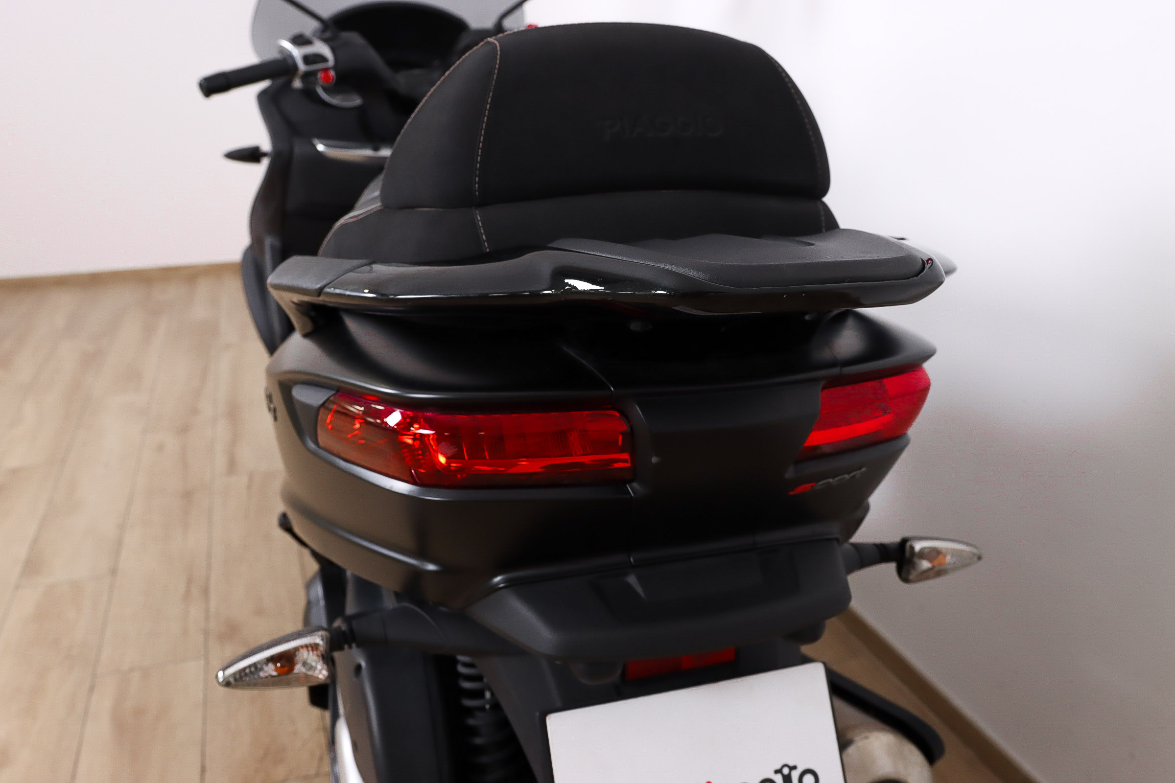 PIAGGIO MP3 LT 500 SportPIAGGIO11 PIAGGIO MP3 LT 500 SportPIAGGIO11