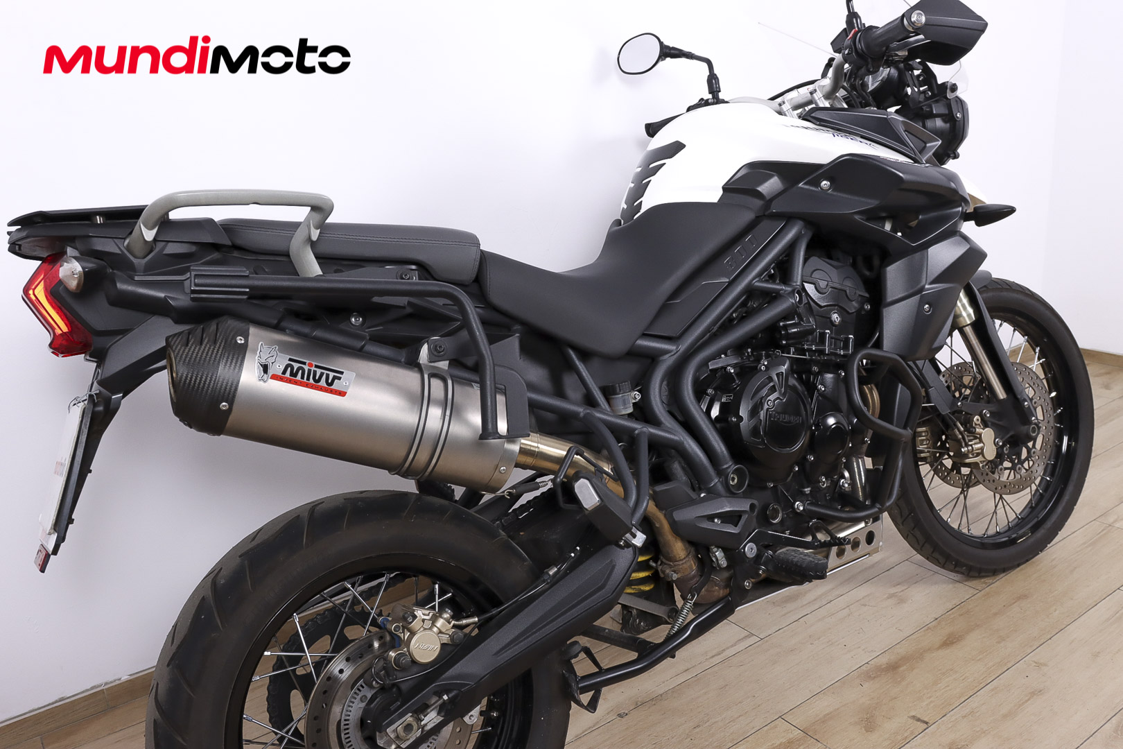 TRIUMPH TIGER 800TRIUMPH4 TRIUMPH TIGER 800TRIUMPH4