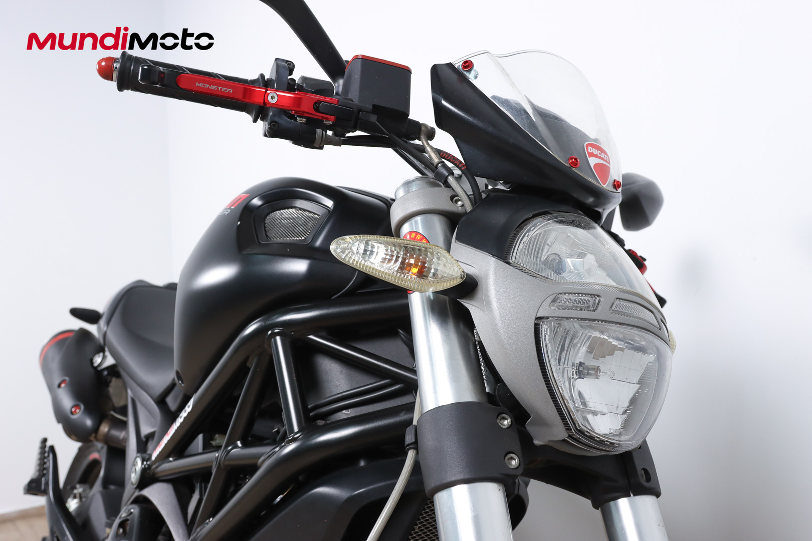 DUCATI MONSTER 696DUCATI6 DUCATI MONSTER 696DUCATI6