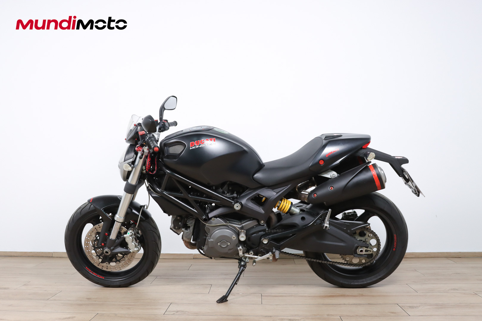 DUCATI MONSTER 696DUCATI7 DUCATI MONSTER 696DUCATI7