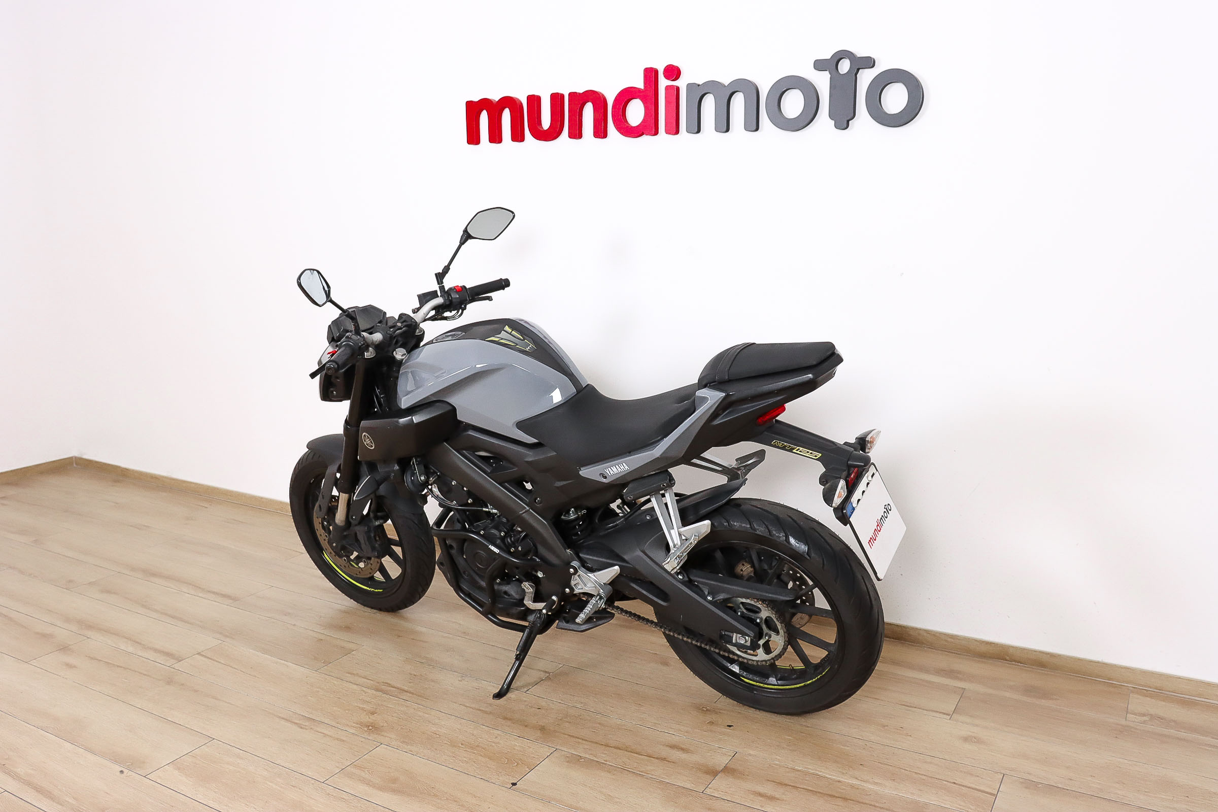 YAMAHA MT-125 promoYAMAHA9 YAMAHA MT-125 promoYAMAHA9