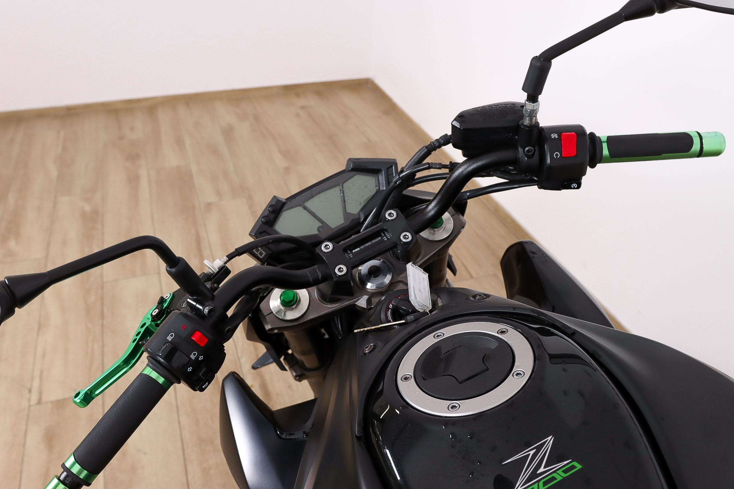 KAWASAKI Z 800KAWASAKI12 KAWASAKI Z 800KAWASAKI12