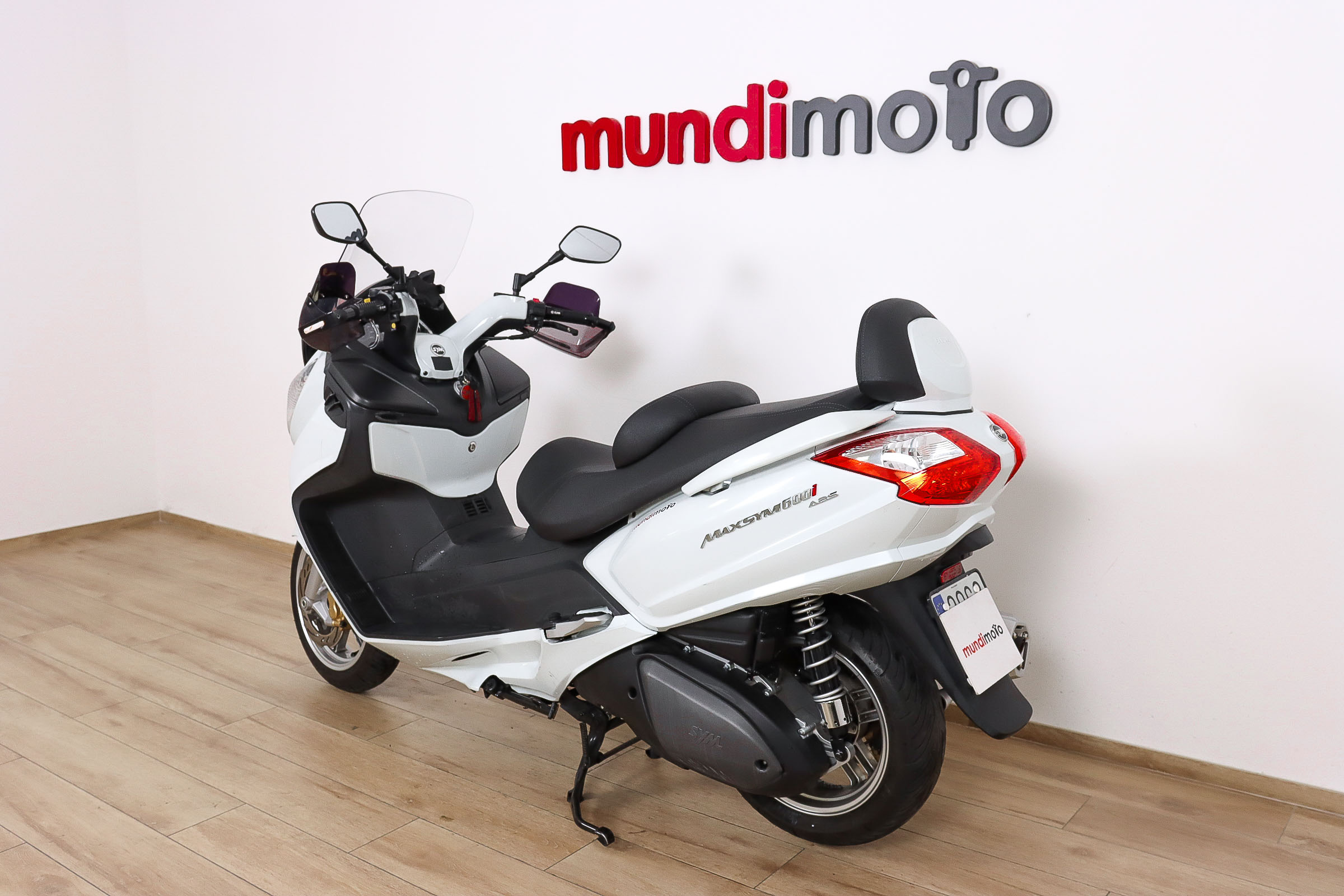 SYM Maxsym 600i ABS promoSYM8 SYM Maxsym 600i ABS promoSYM8