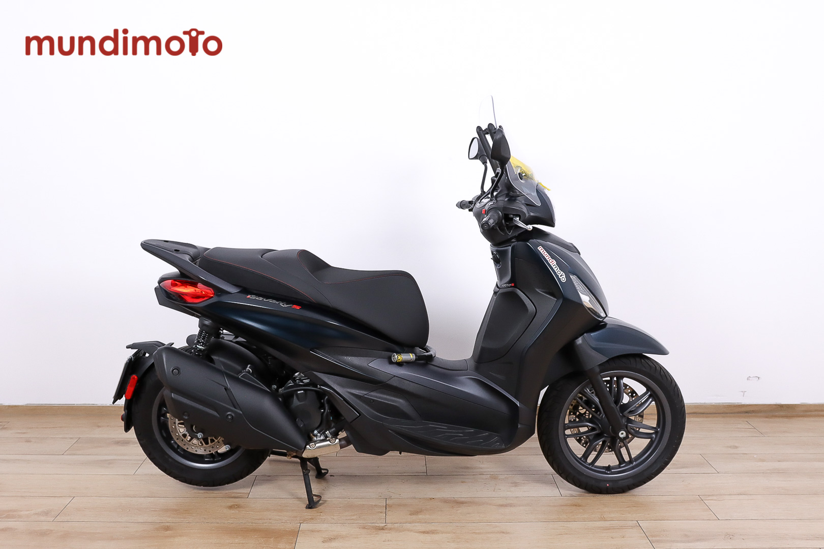 PIAGGIO Beverly 400 HPEPIAGGIO0 PIAGGIO Beverly 400 HPEPIAGGIO0