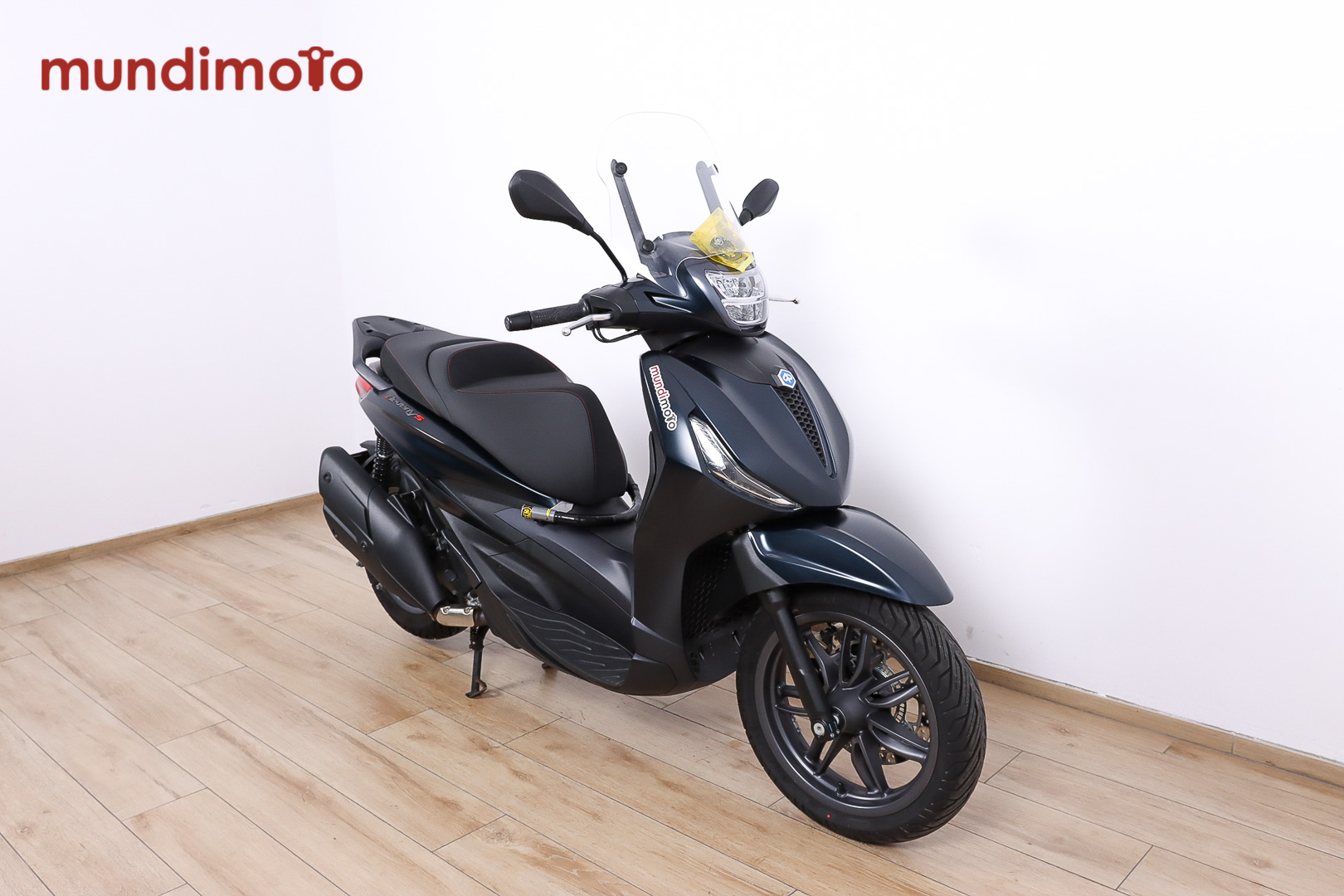 PIAGGIO Beverly 400 HPEPIAGGIO1 PIAGGIO Beverly 400 HPEPIAGGIO1