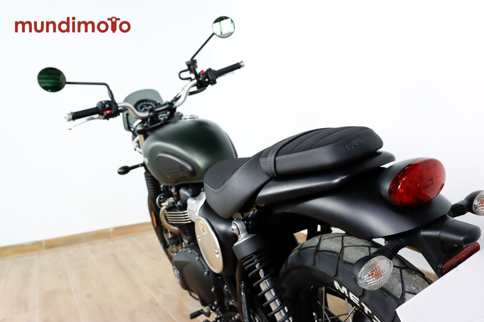 TRIUMPH Street ScramblerTRIUMPH9 TRIUMPH Street ScramblerTRIUMPH9