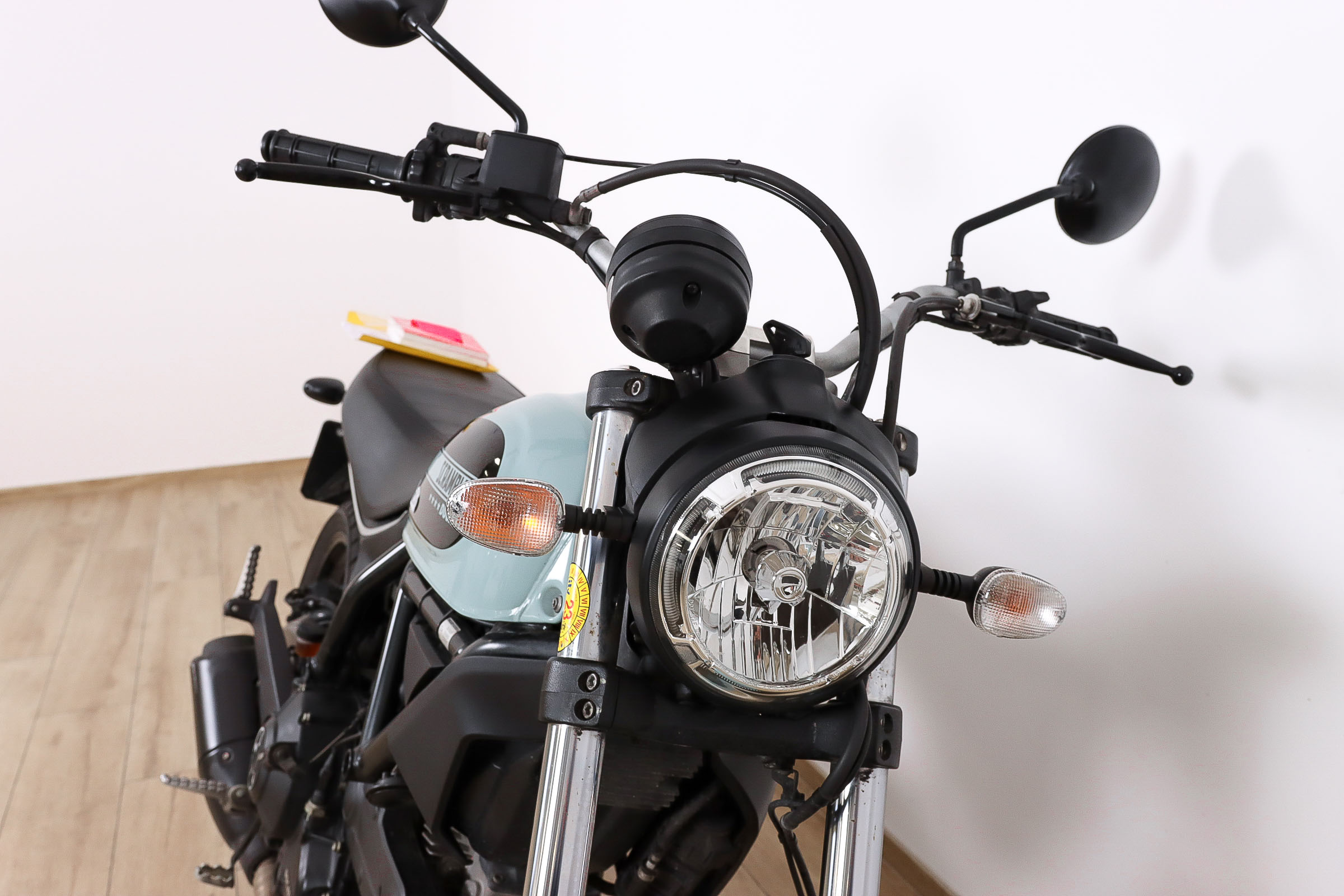 DUCATI Scrambler Sixty2DUCATI3 DUCATI Scrambler Sixty2DUCATI3