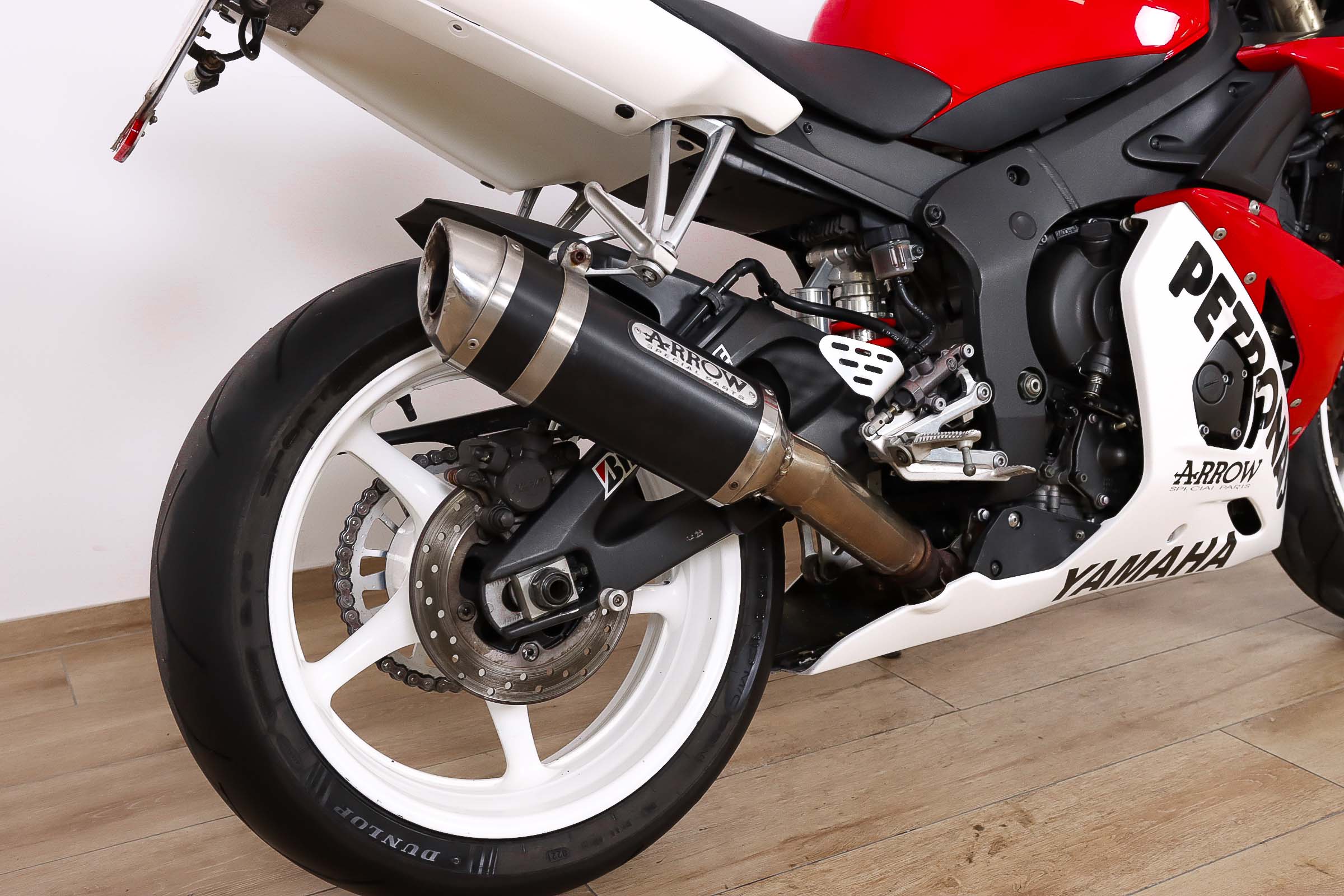 YAMAHA YZF R6 promoYAMAHA5 YAMAHA YZF R6 promoYAMAHA5