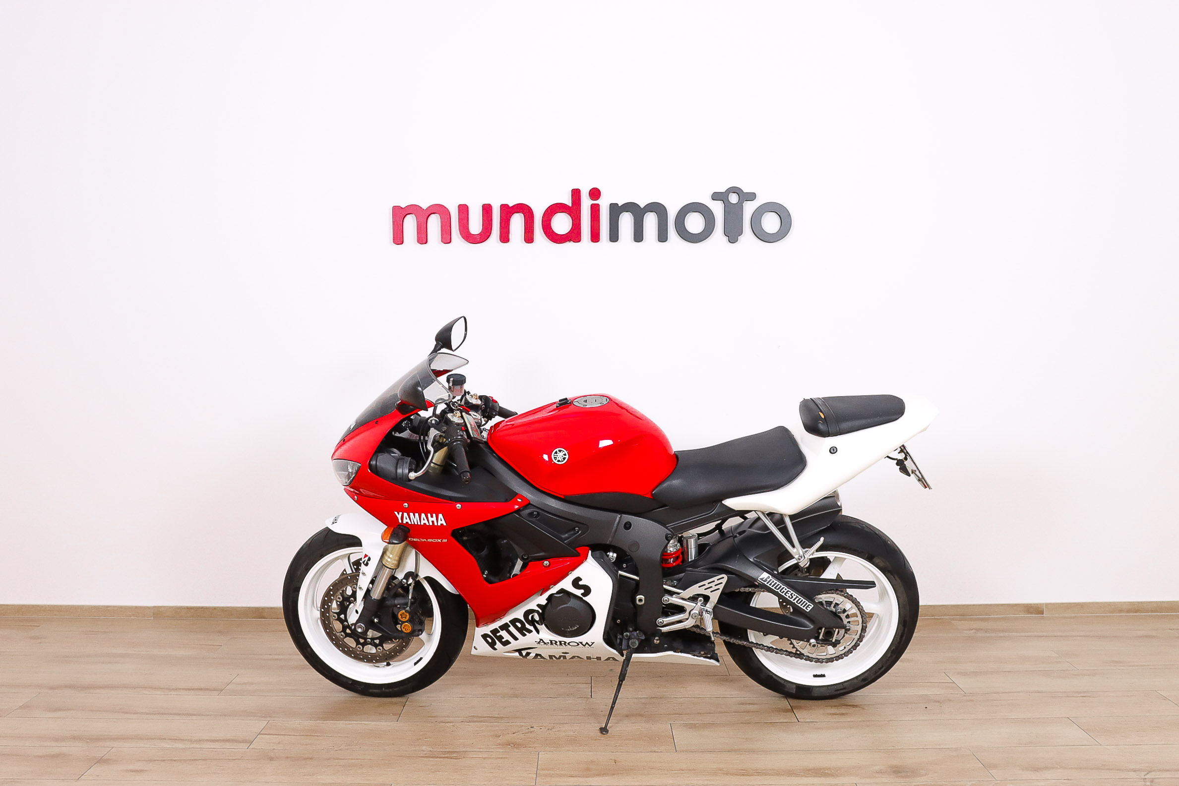 YAMAHA YZF R6 promoYAMAHA7 YAMAHA YZF R6 promoYAMAHA7