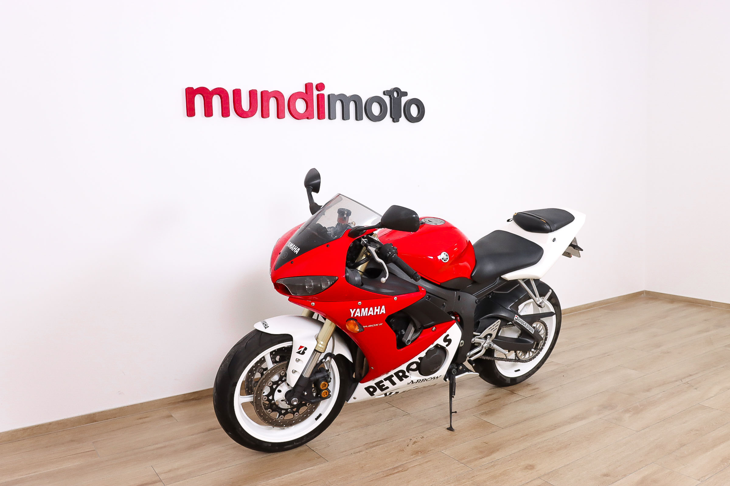 YAMAHA YZF R6 promoYAMAHA9 YAMAHA YZF R6 promoYAMAHA9