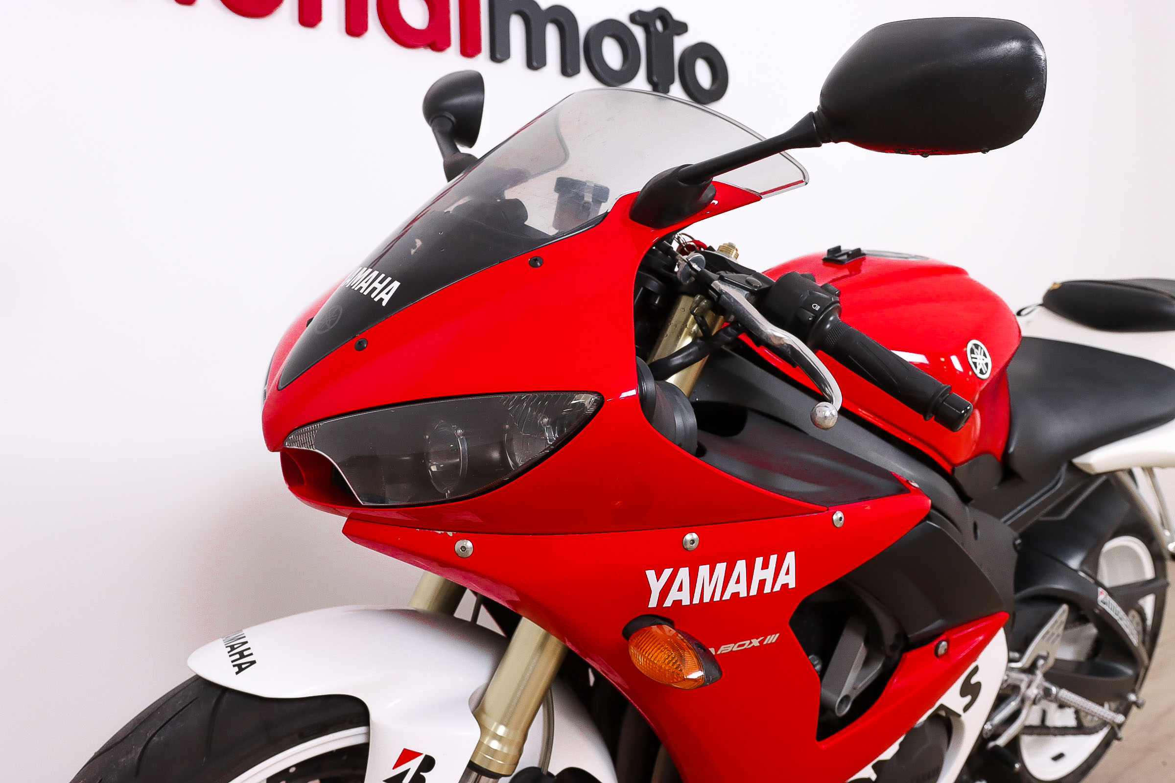 YAMAHA YZF R6 promoYAMAHA12 YAMAHA YZF R6 promoYAMAHA12