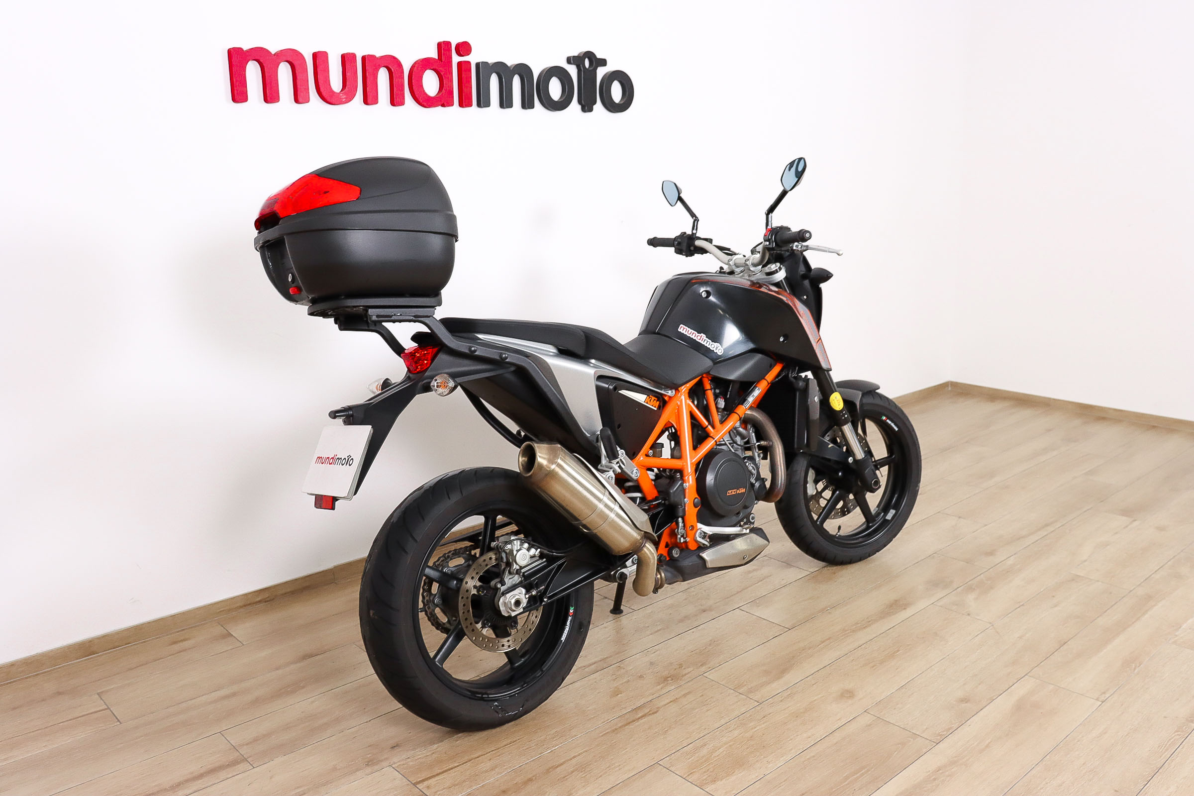 KTM 690 DUKEKTM1 KTM 690 DUKEKTM1