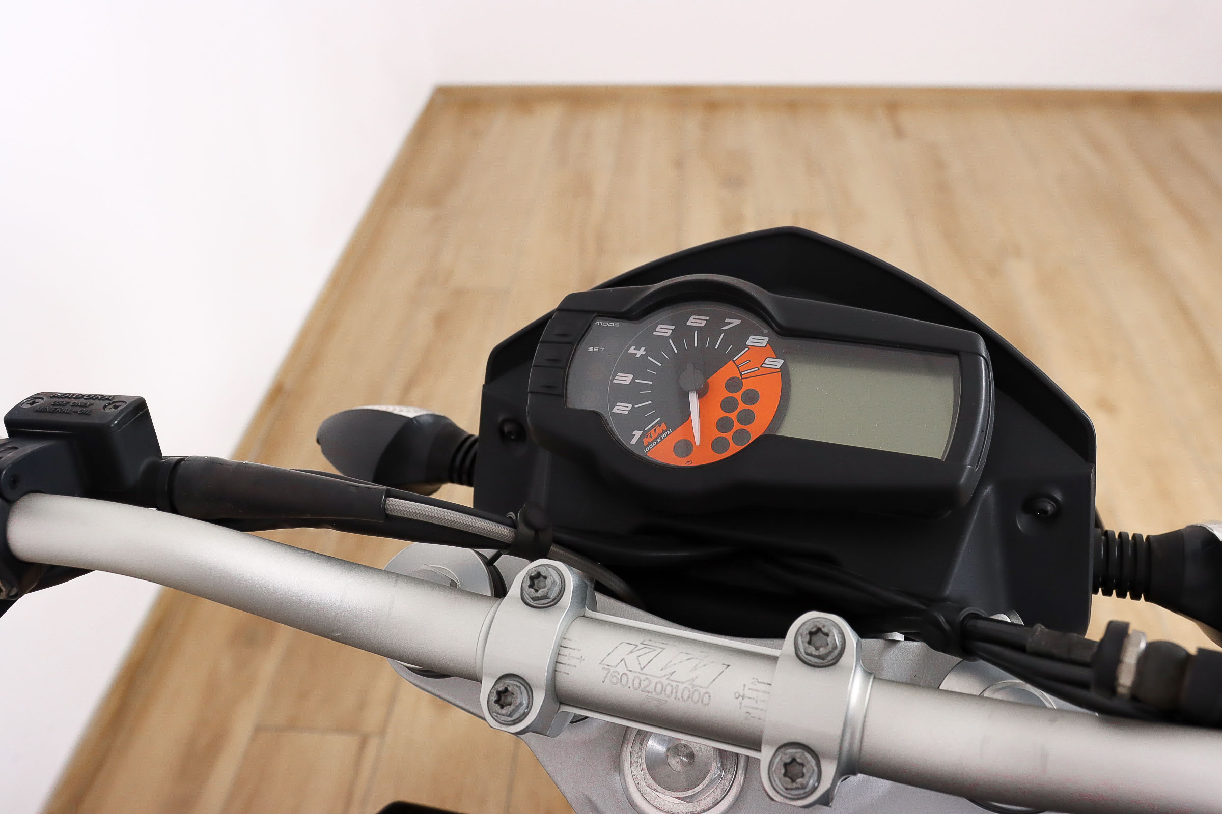 KTM 690 DUKEKTM5 KTM 690 DUKEKTM5