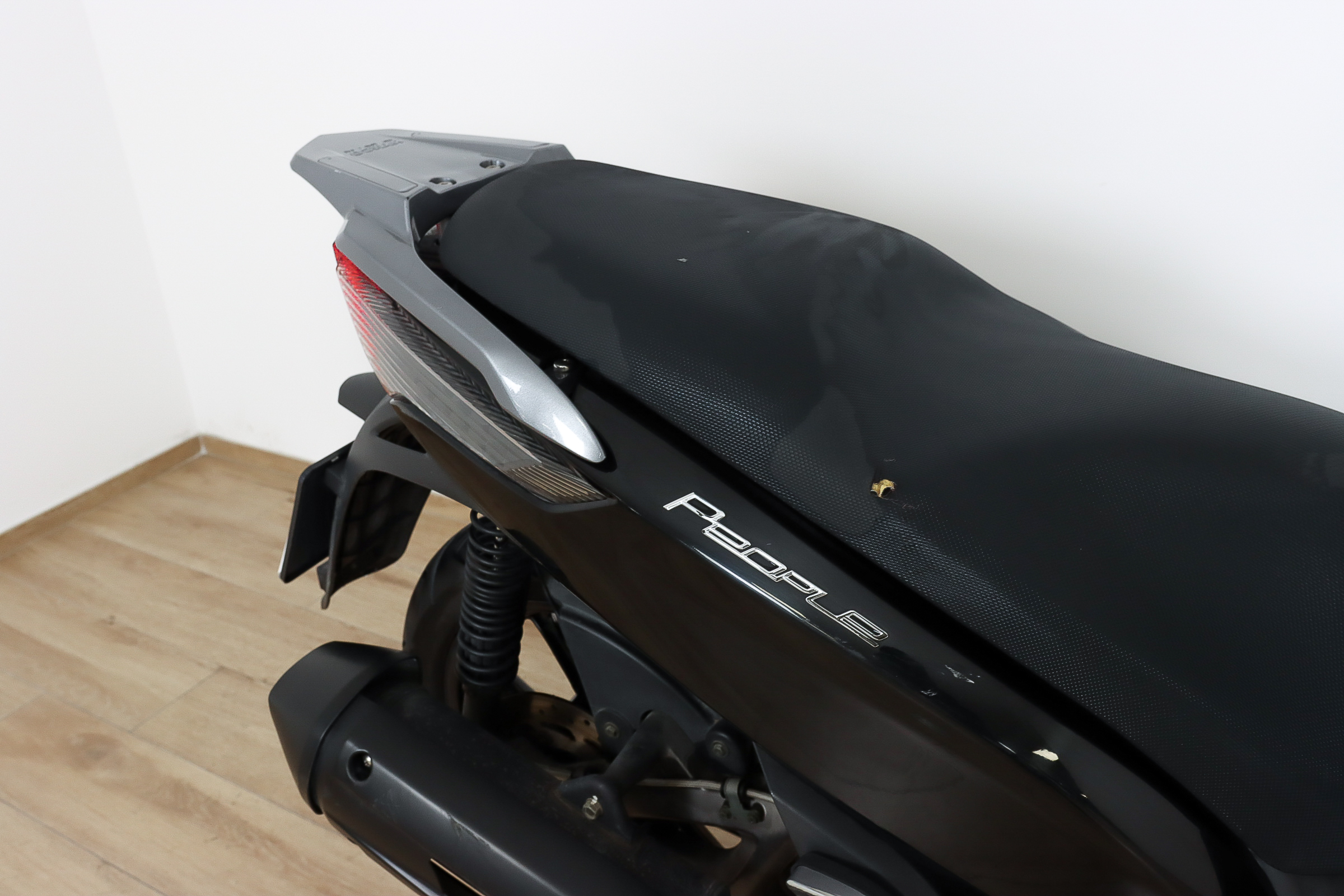 KYMCO People 125 GTiKYMCO4 KYMCO People 125 GTiKYMCO4