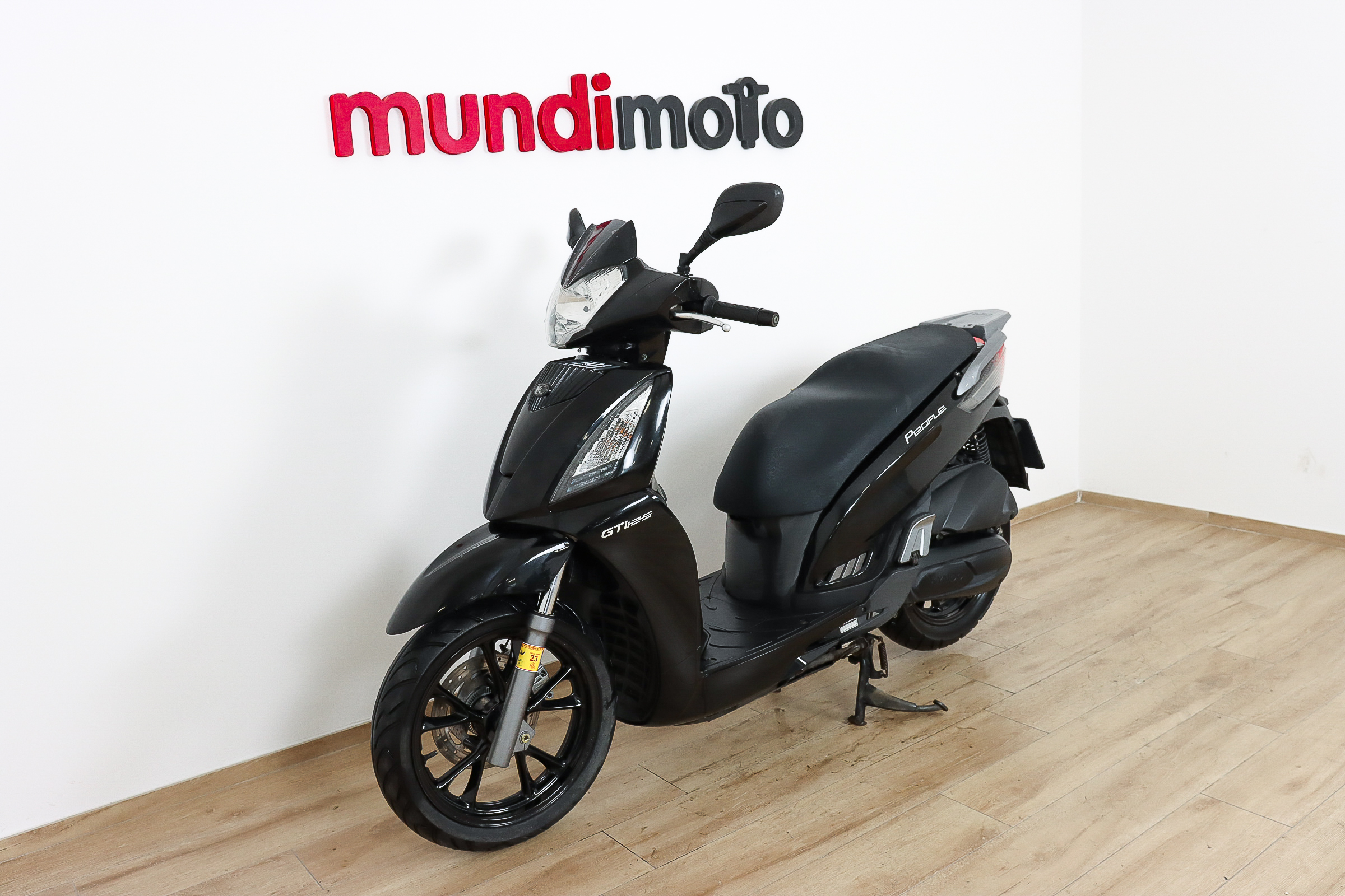 KYMCO People 125 GTiKYMCO7 KYMCO People 125 GTiKYMCO7