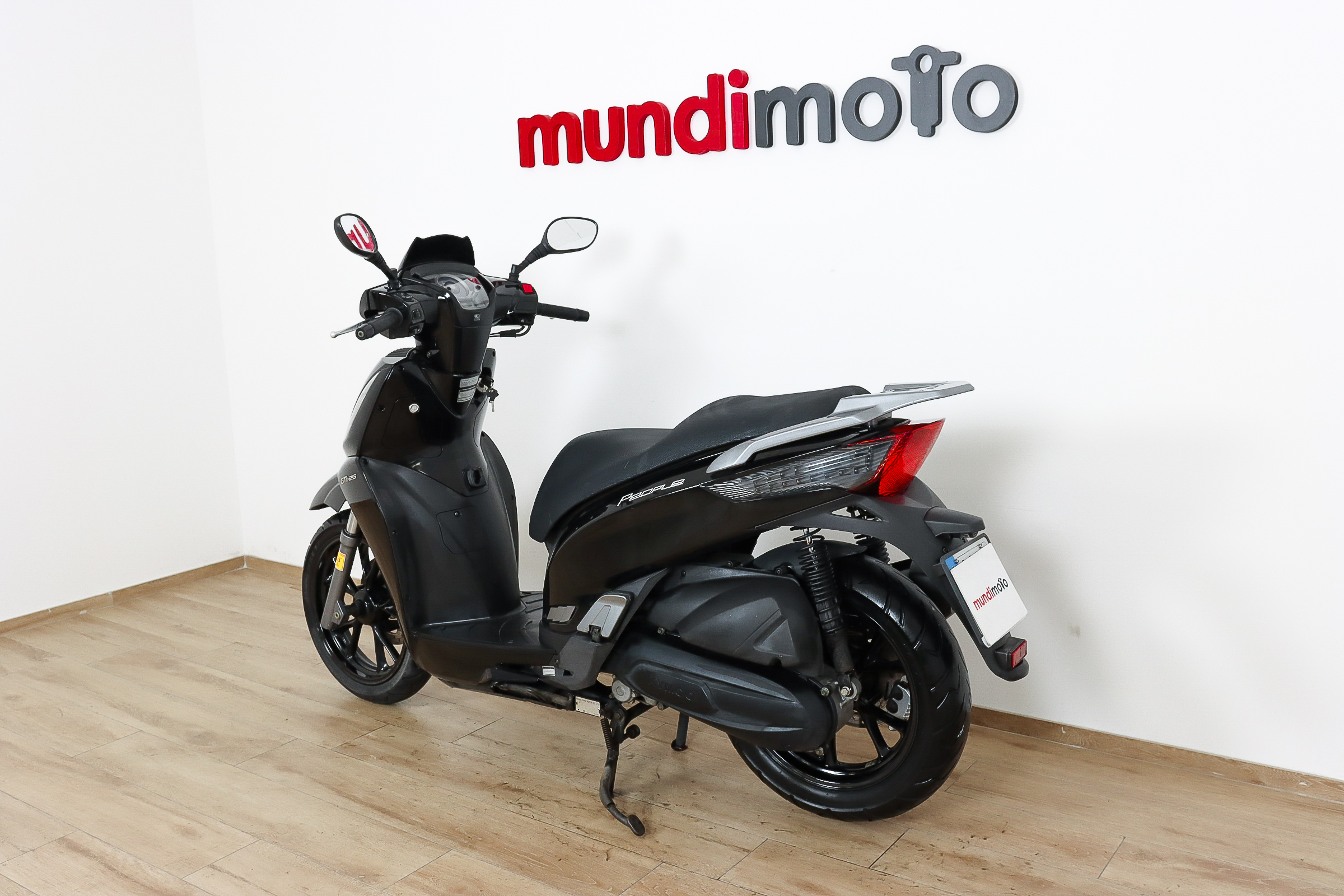 KYMCO People 125 GTiKYMCO8 KYMCO People 125 GTiKYMCO8