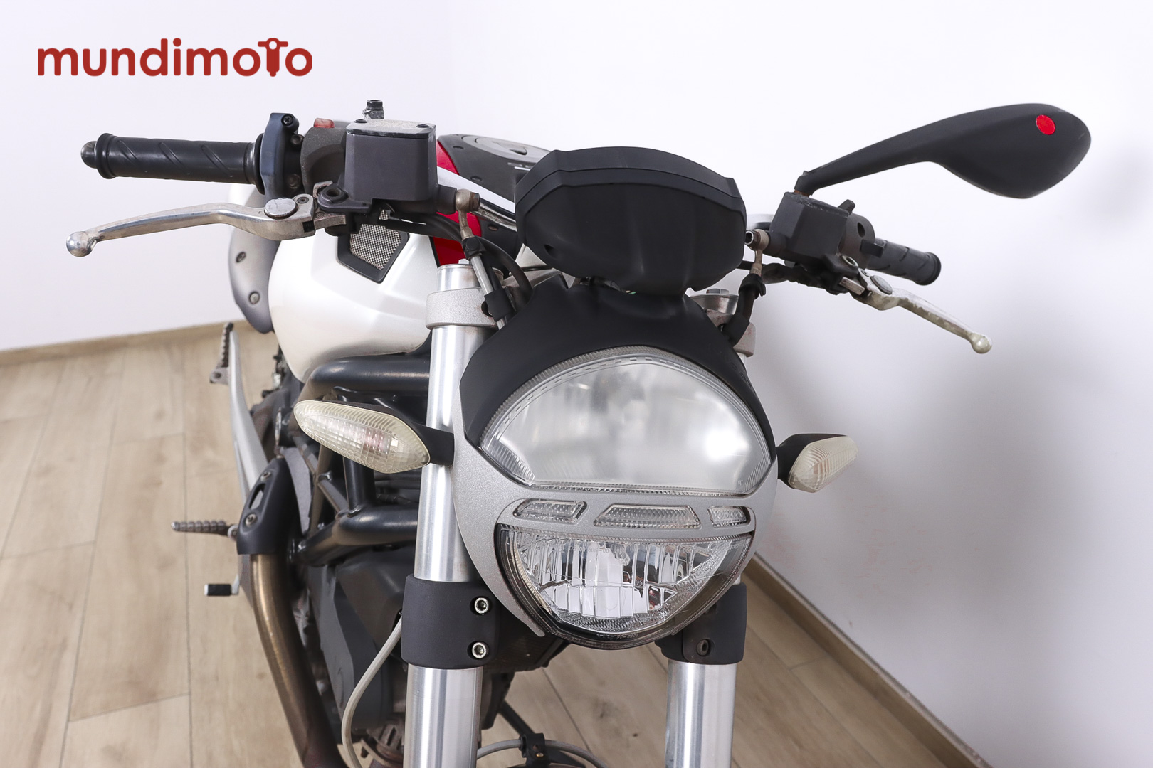 DUCATI MONSTER 696DUCATI3 DUCATI MONSTER 696DUCATI3