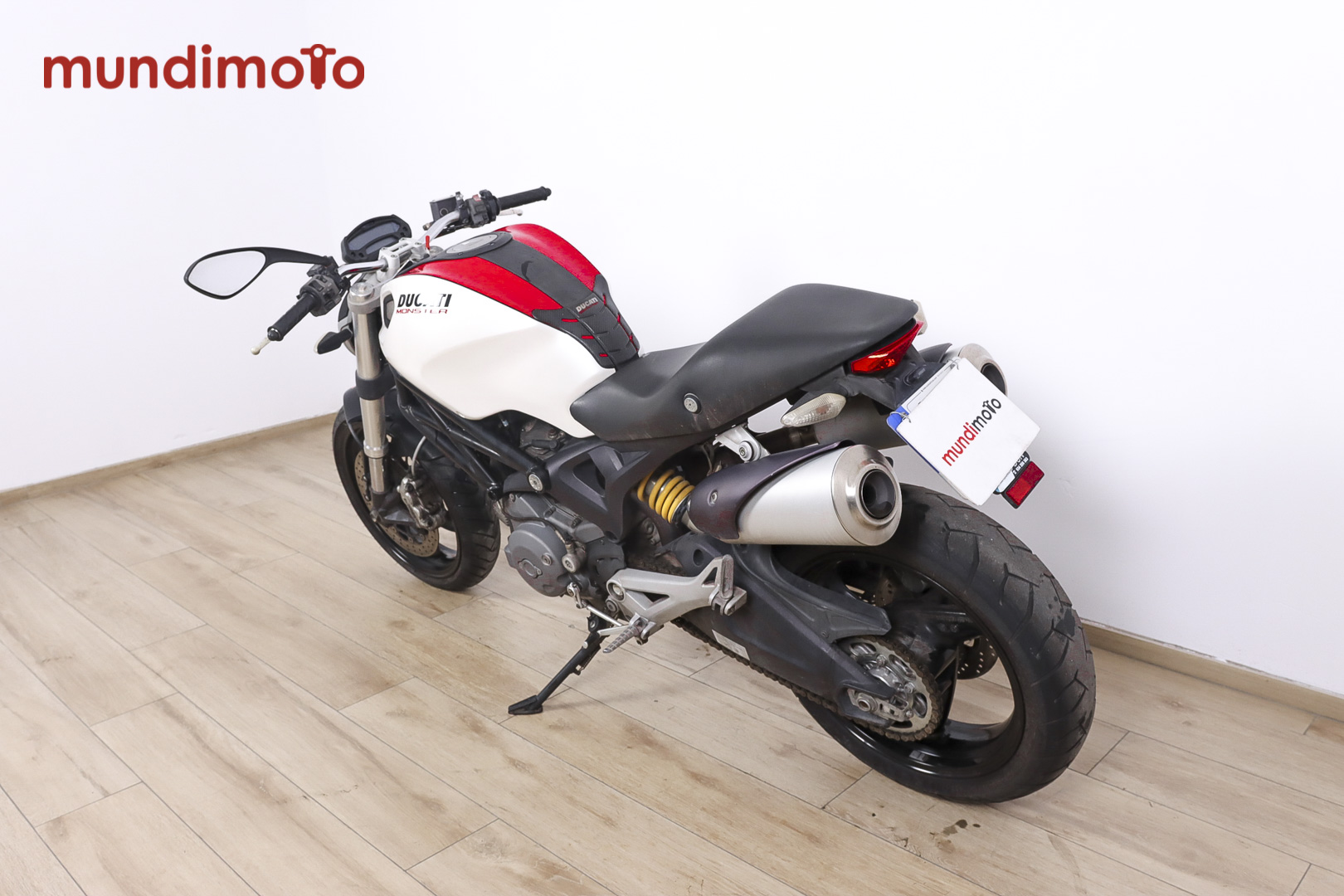 DUCATI MONSTER 696DUCATI6 DUCATI MONSTER 696DUCATI6
